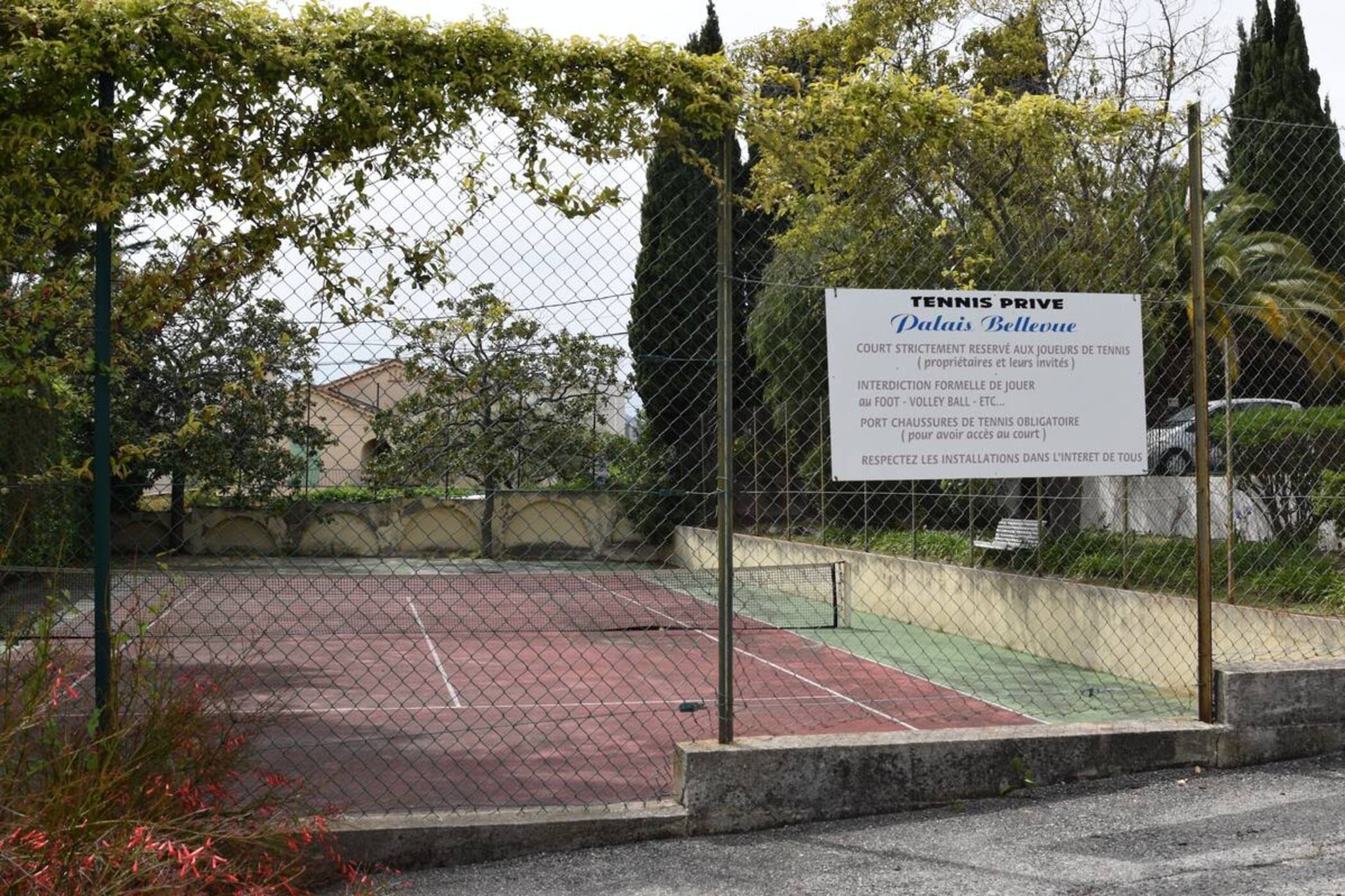 Juan-les-Pins Vue Mer Plage Piscine et Tennis-Facilities