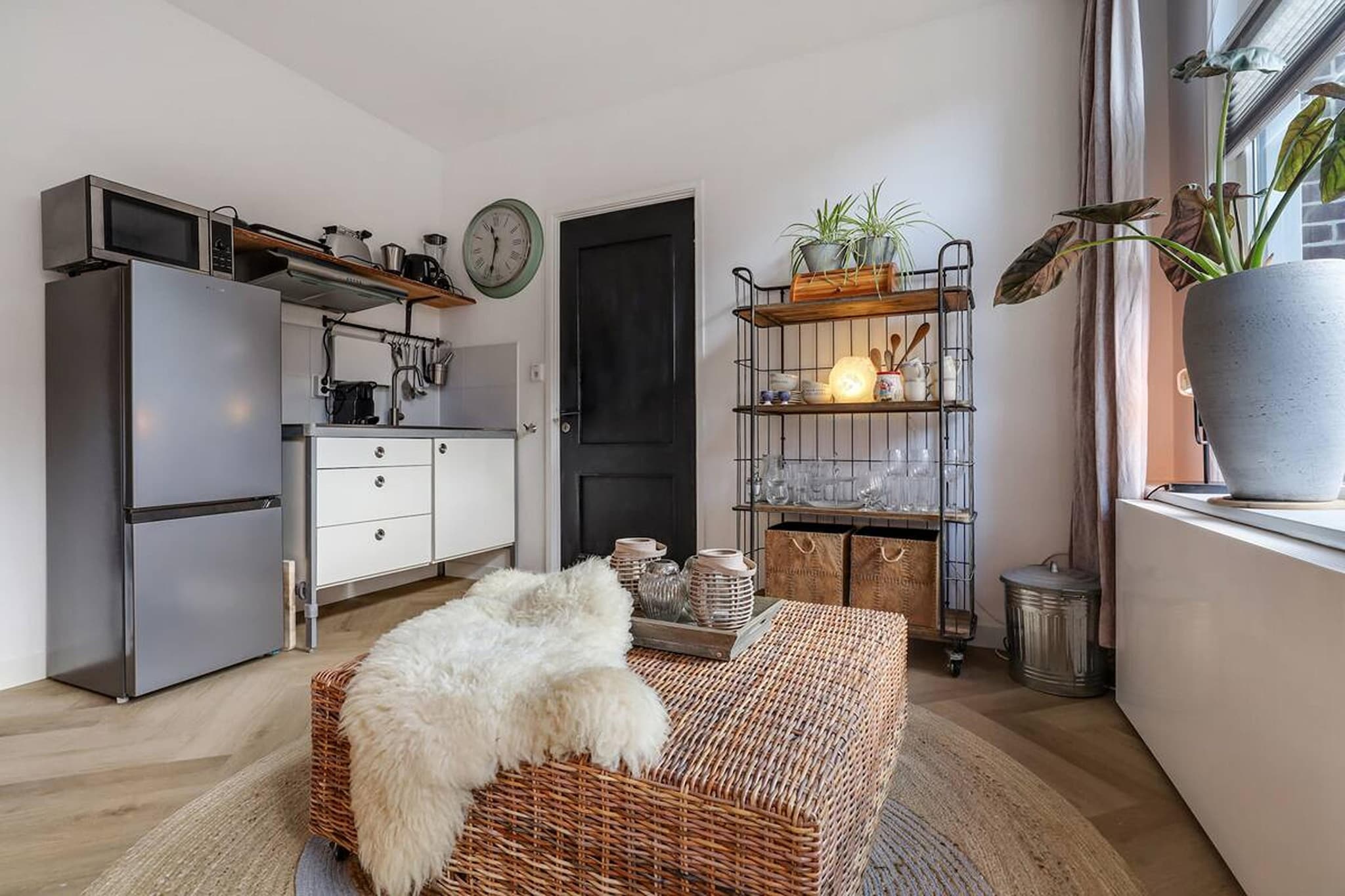 Knus appartement in hartje Sneek-Salon