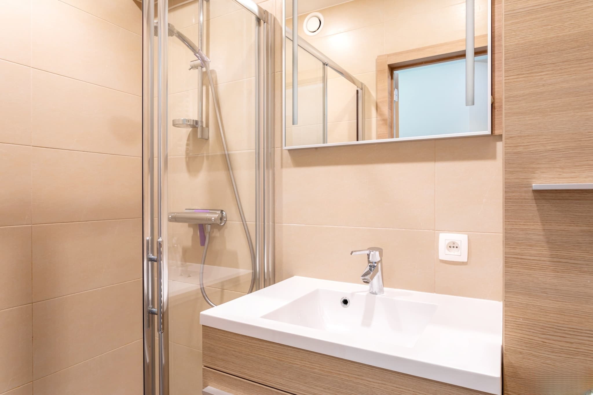 Alexy 0201-Bathroom