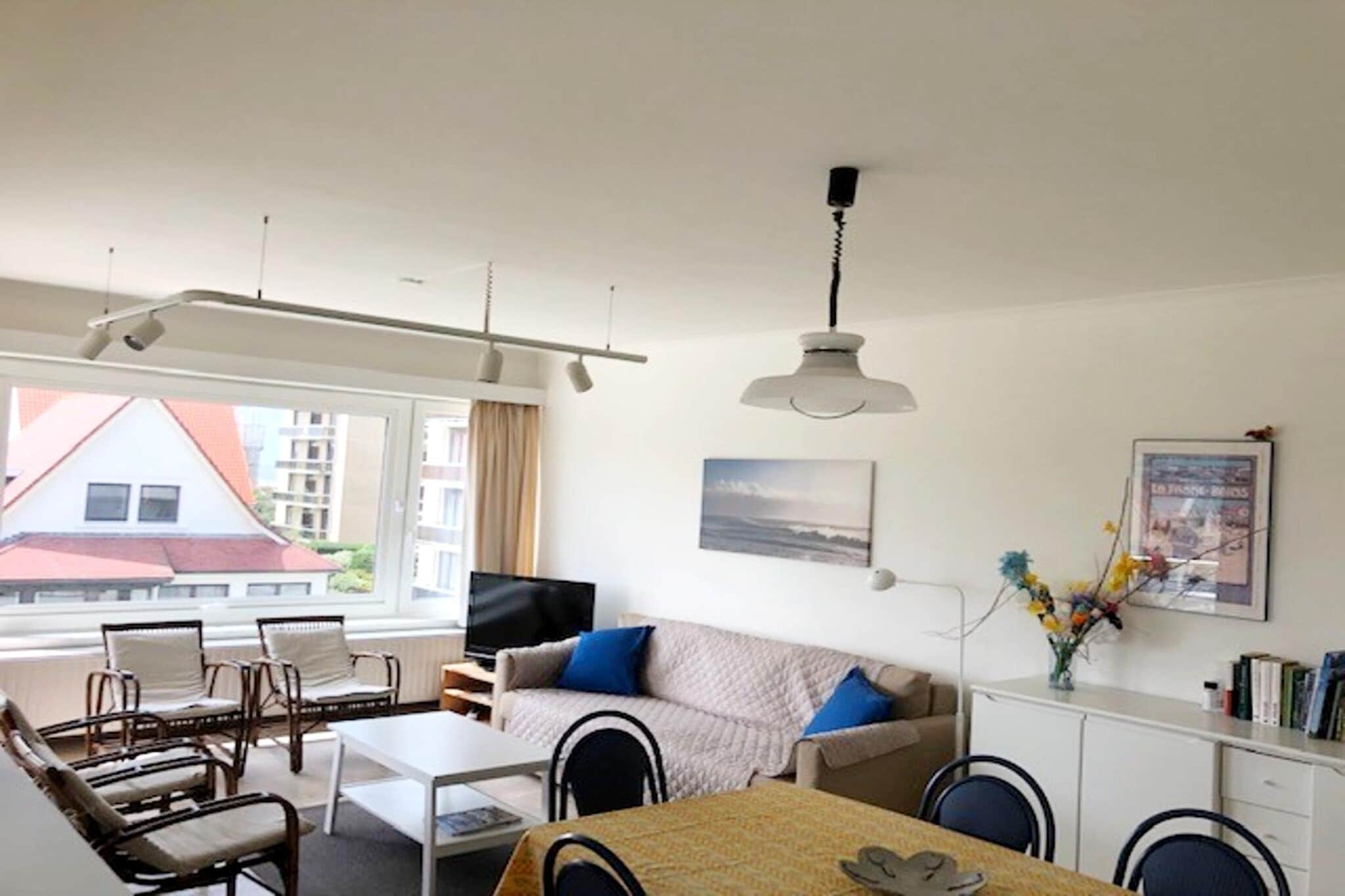 Kennedy C2-Living room