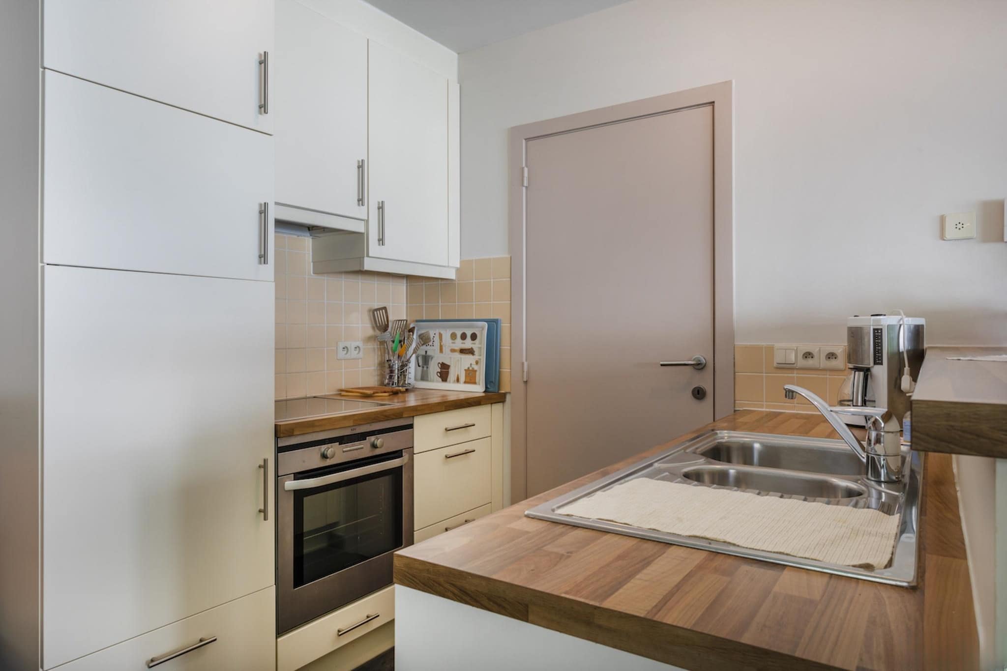 Maeterlinck 0102 + garage 2-Kitchen