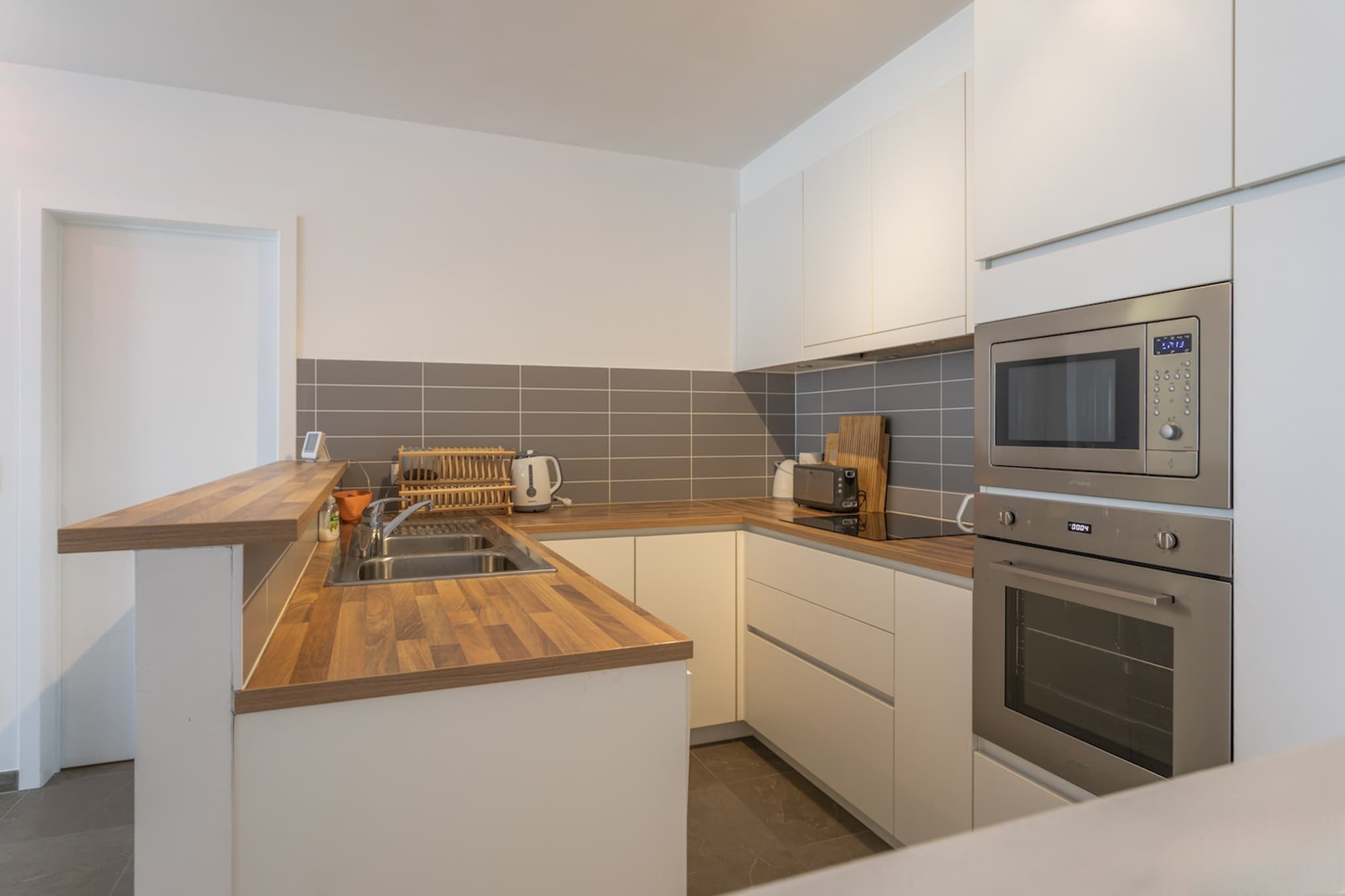Wilcé 0102-Kitchen