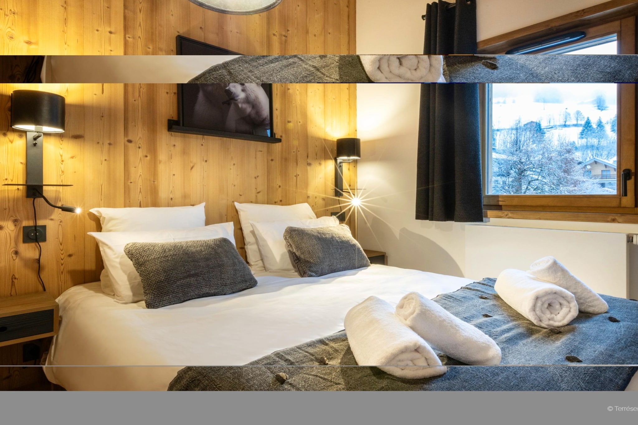 Bed Room