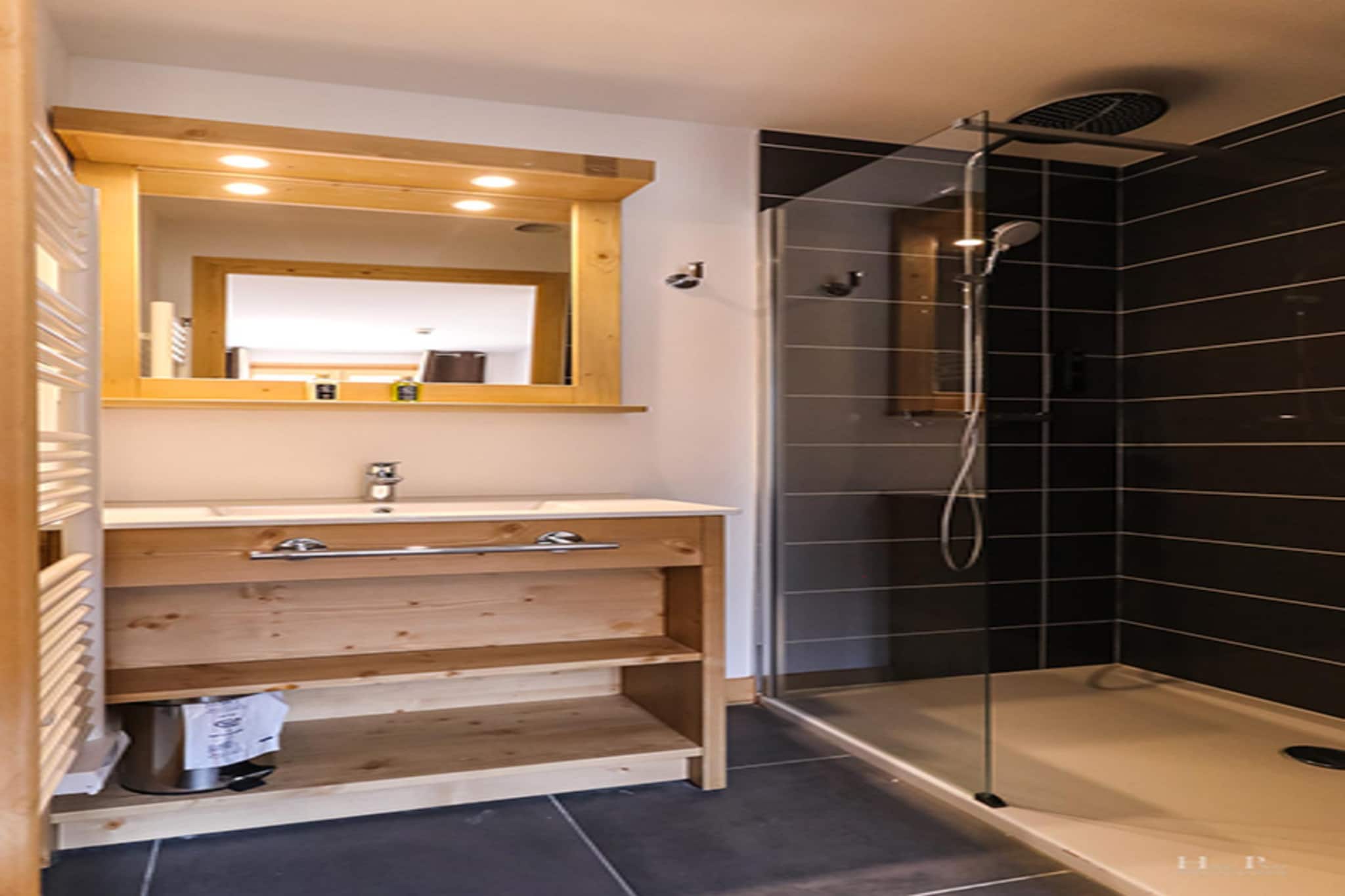 COMBLOUX Les Fermes du Mont Blanc -A50P-Badkamer