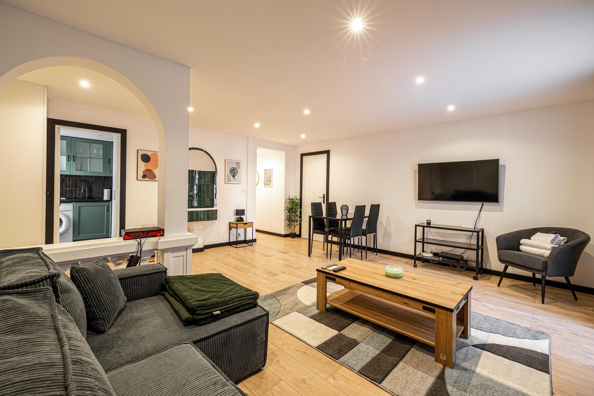IC-2-STRASBOURG-Living room