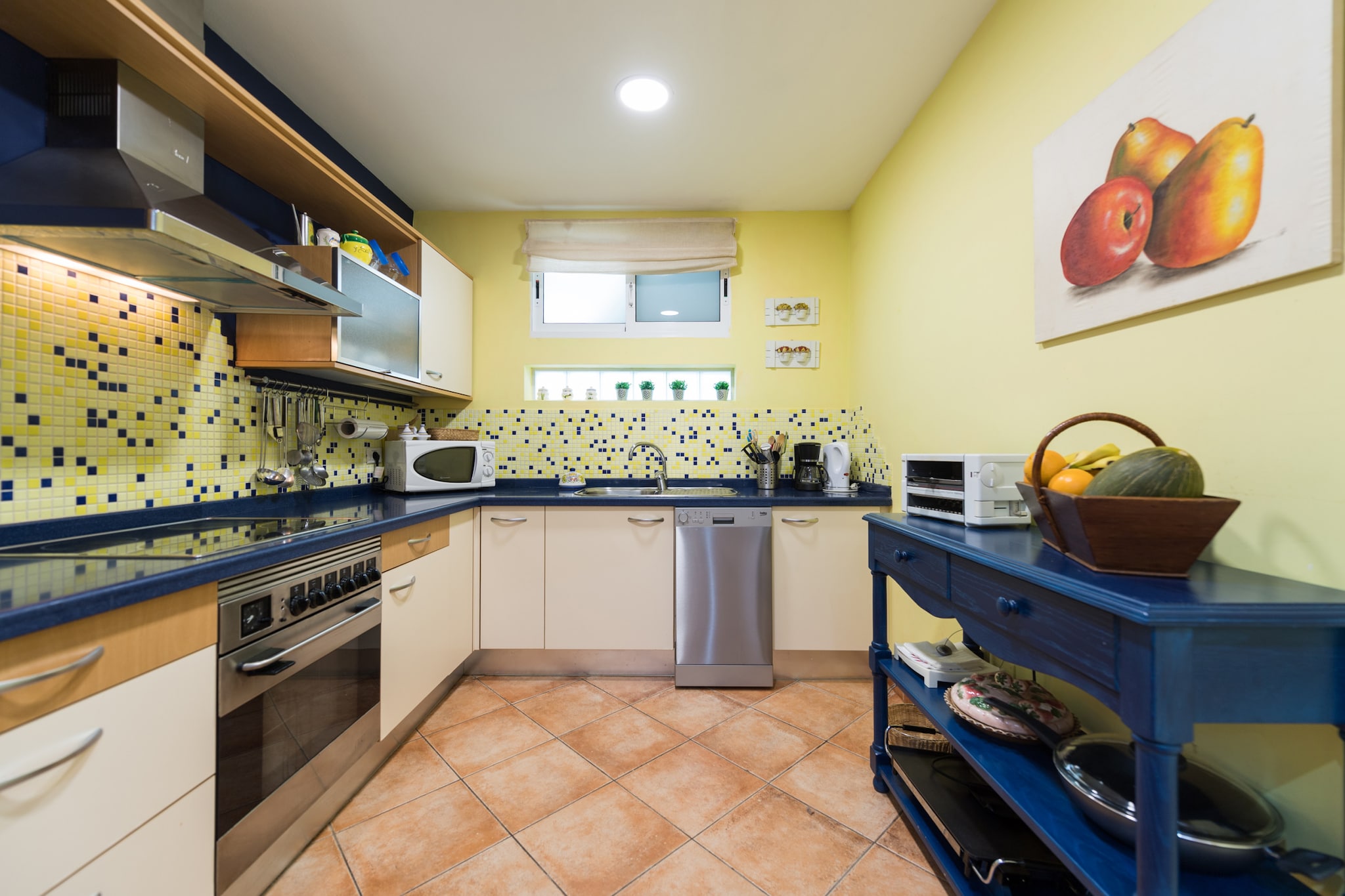 Fan, Fan, Living room(TV(satellite), dining table, seating area, air conditioning), Kitchen(electric kettle, toaster, coffee machine, oven, microwave, dishwasher, fridge, freezer, Juicer, dishes and cutlery), bedroom(single bed, single bed), bedroom(single bed, single bed), bedroom(double bed), bathroom(shower), bathroom(shower), Internet access, Garden Furniture , TV, washing machine, terrace, garden, sun loungers, BBQ, swimming pool(shared with other guests), iron, hairdryer