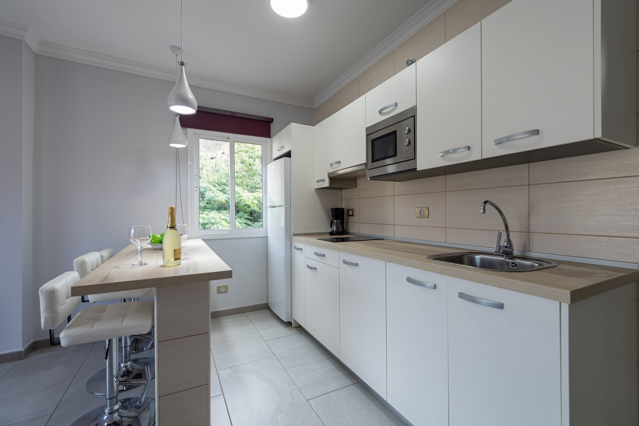 Beachfront Apartment in Playa de MogÃ¡n