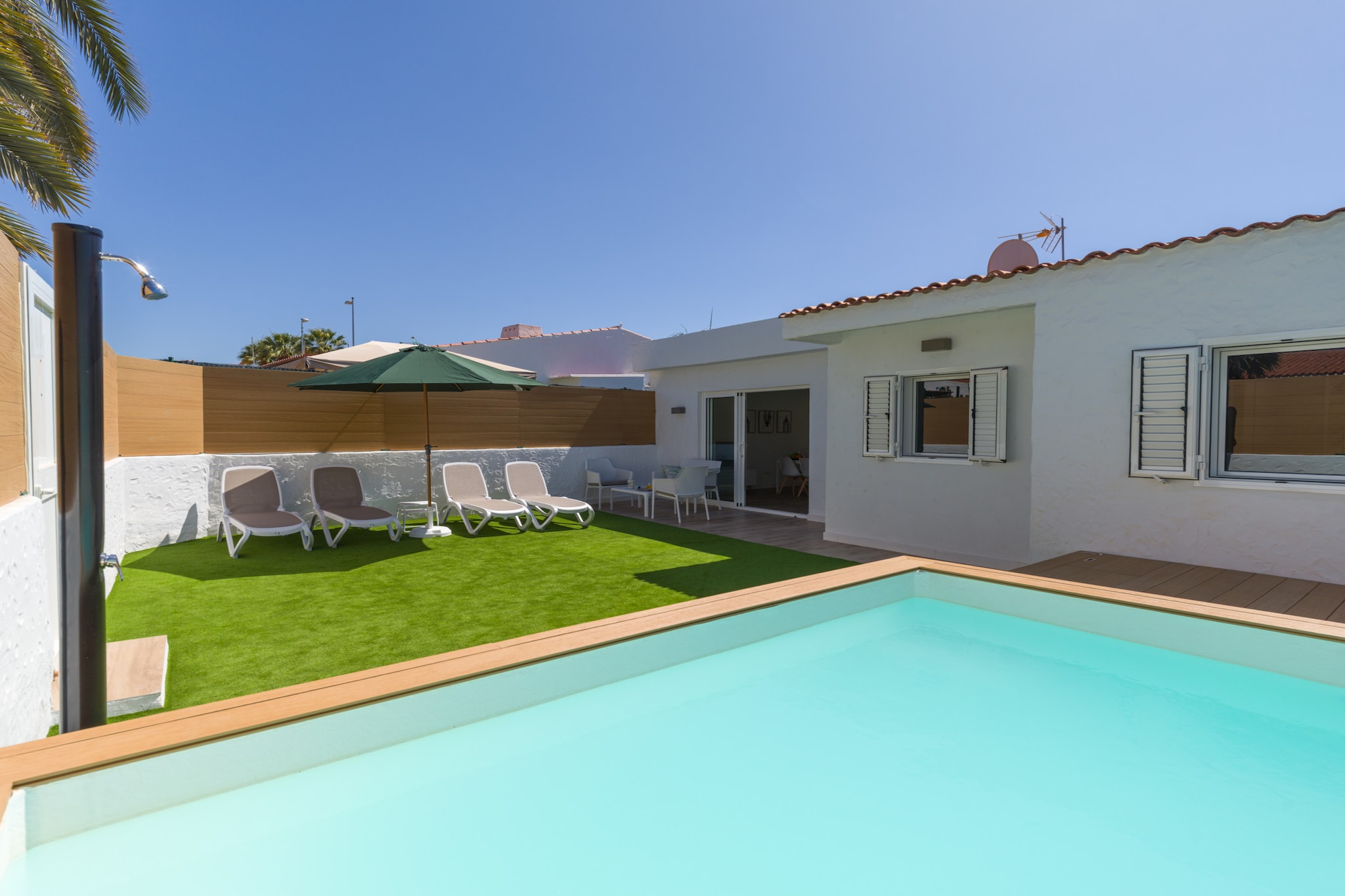 PENKY SUMMER-Pool