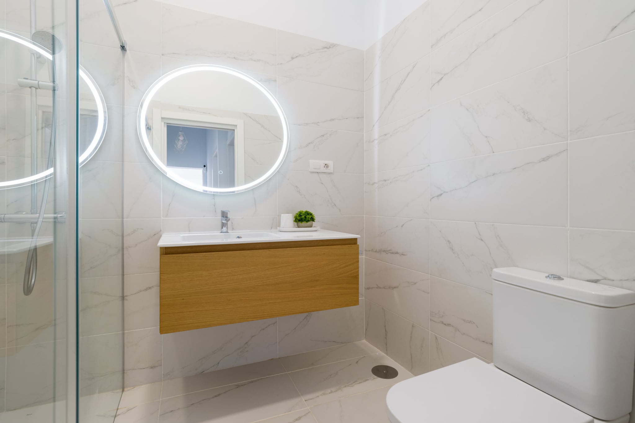 PENKY SUMMER-Bathroom