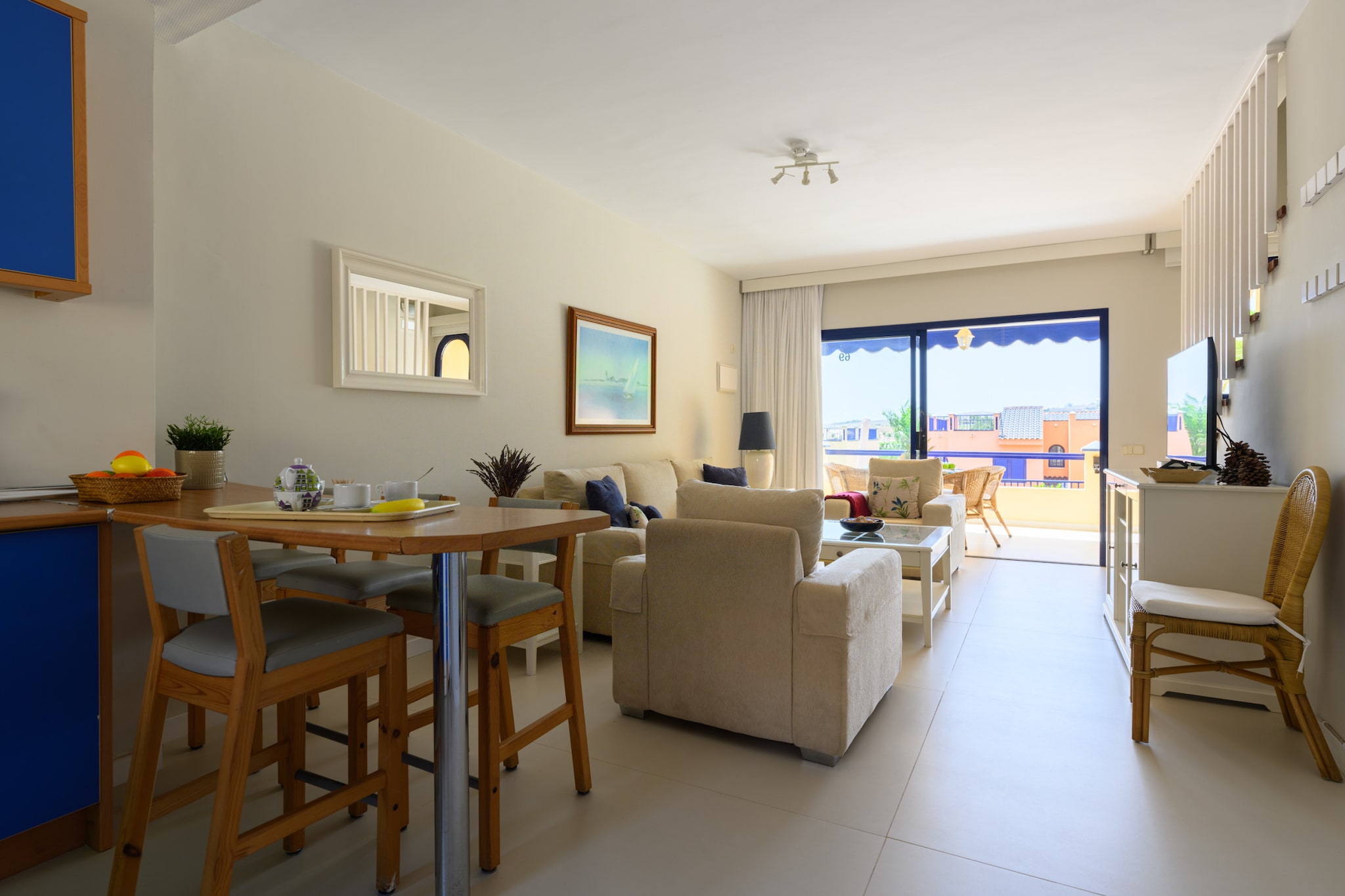 DUPLEXMELONERAS69-Living room