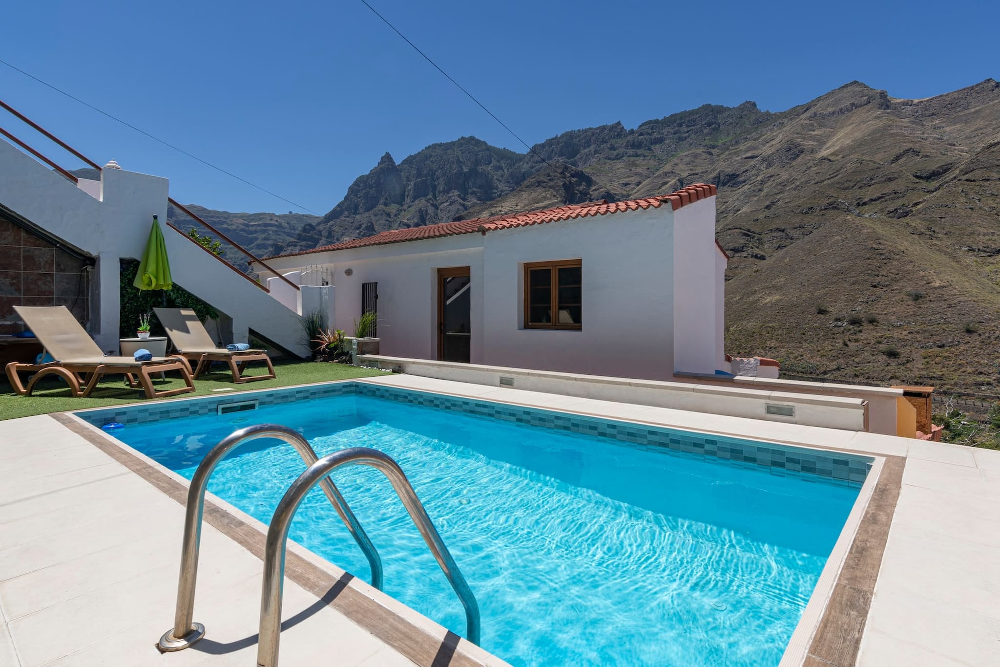 poolofhouse