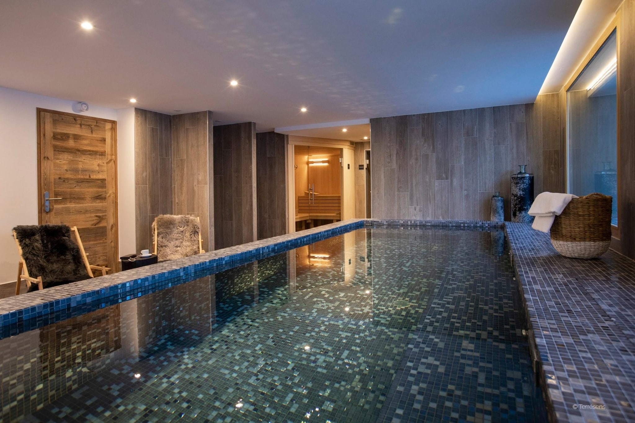 poolofhouse