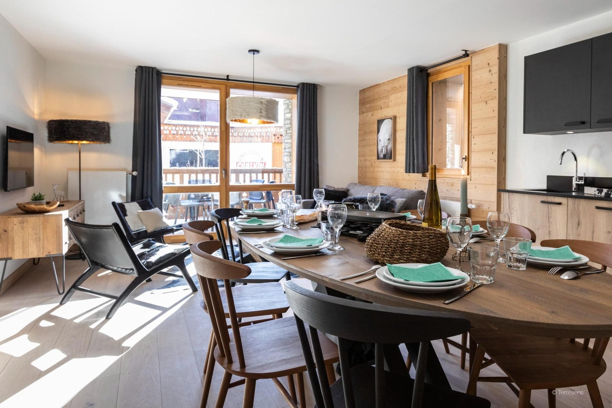 LES DEUX ALPES Neige et Soleil -A26B-Eetkamer