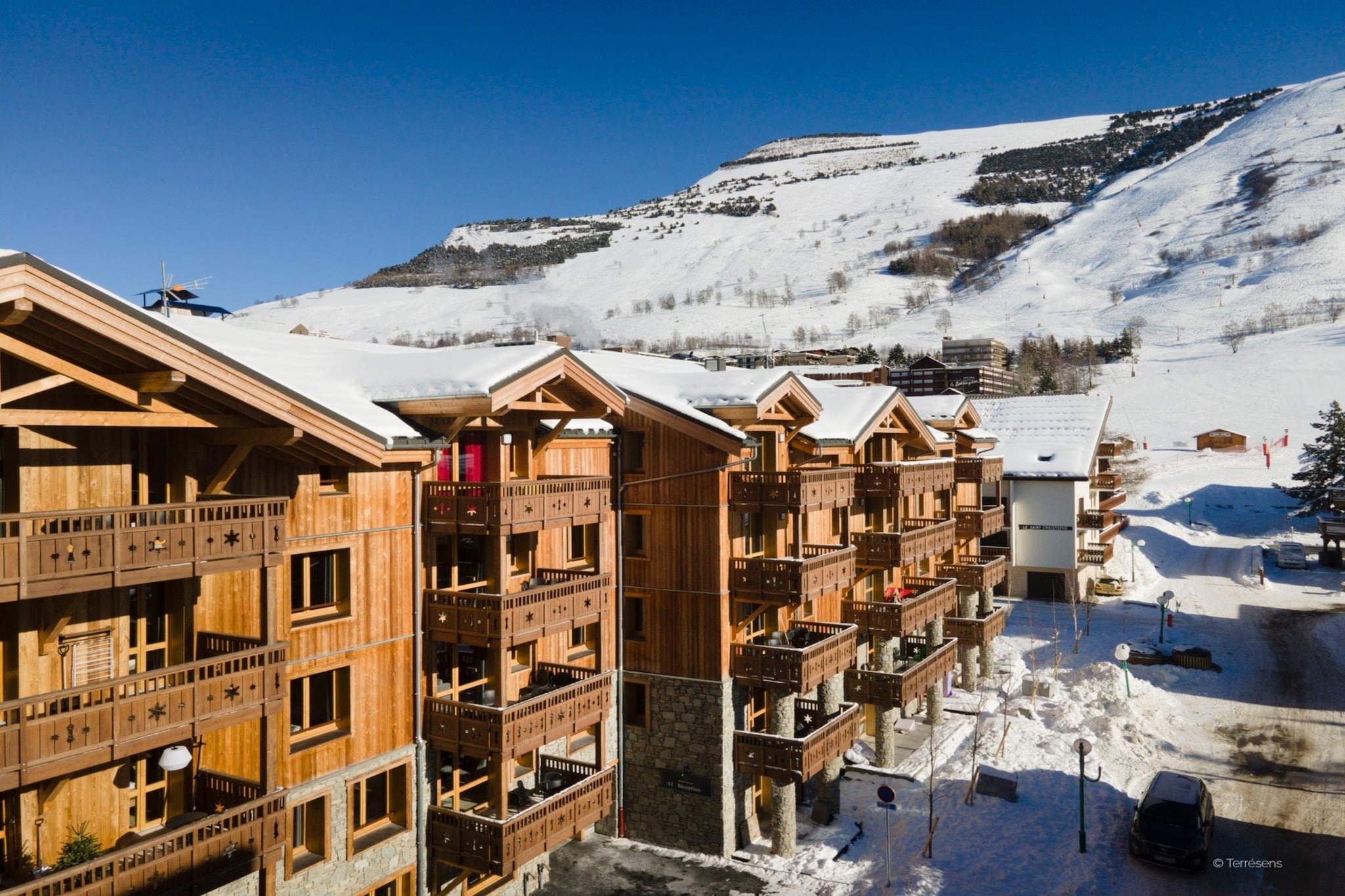 LES DEUX ALPES Neige et Soleil -A48S-Exterieur winter