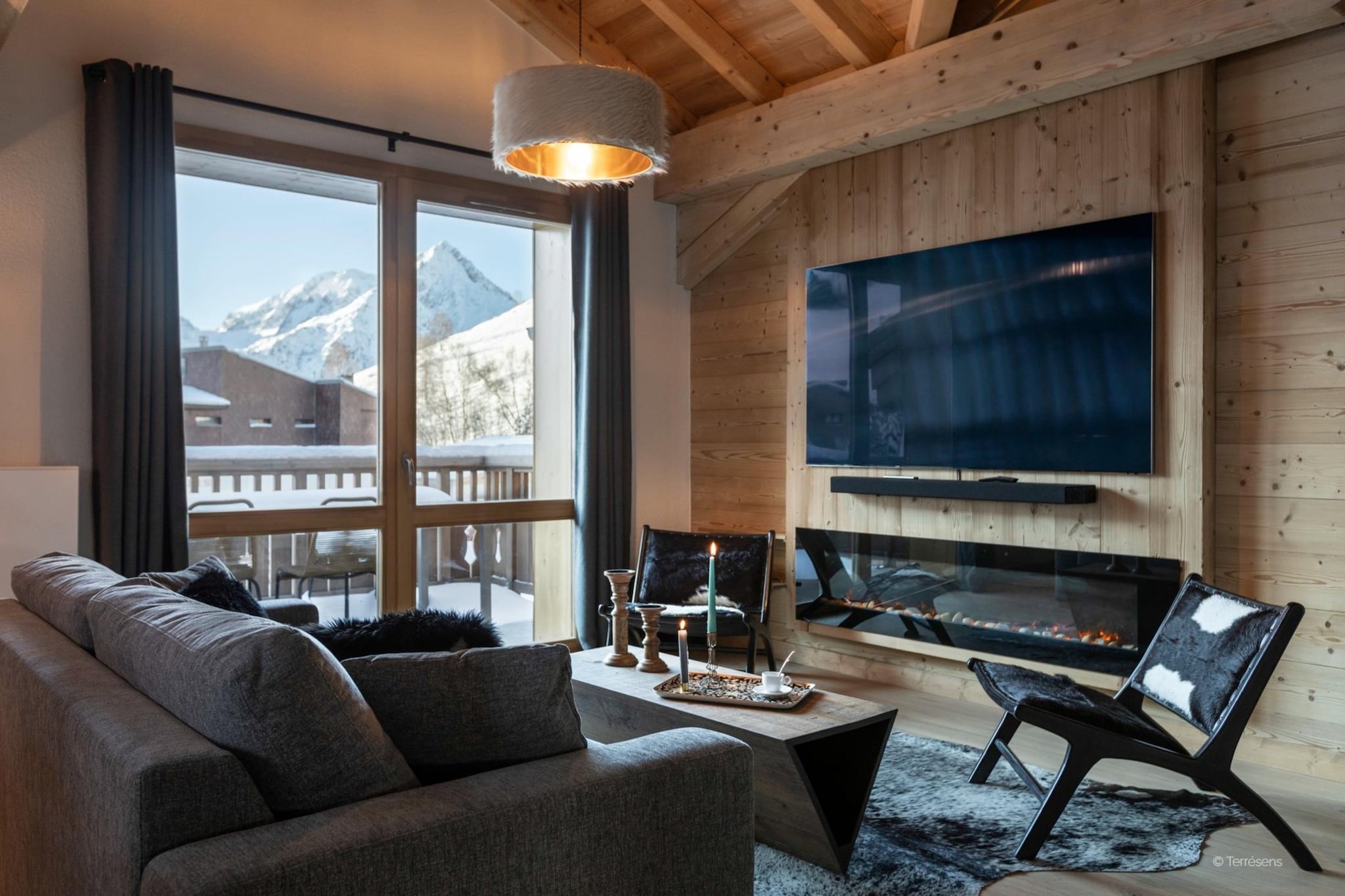 LES DEUX ALPES Neige et Soleil -A48S-Woonkamer