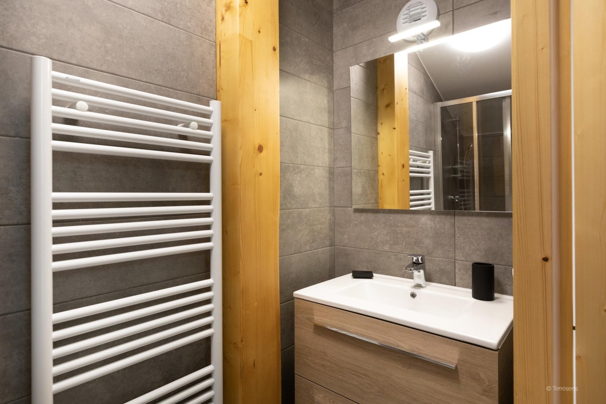 LES SAISIES L’Altaréna-A48P-Badkamer