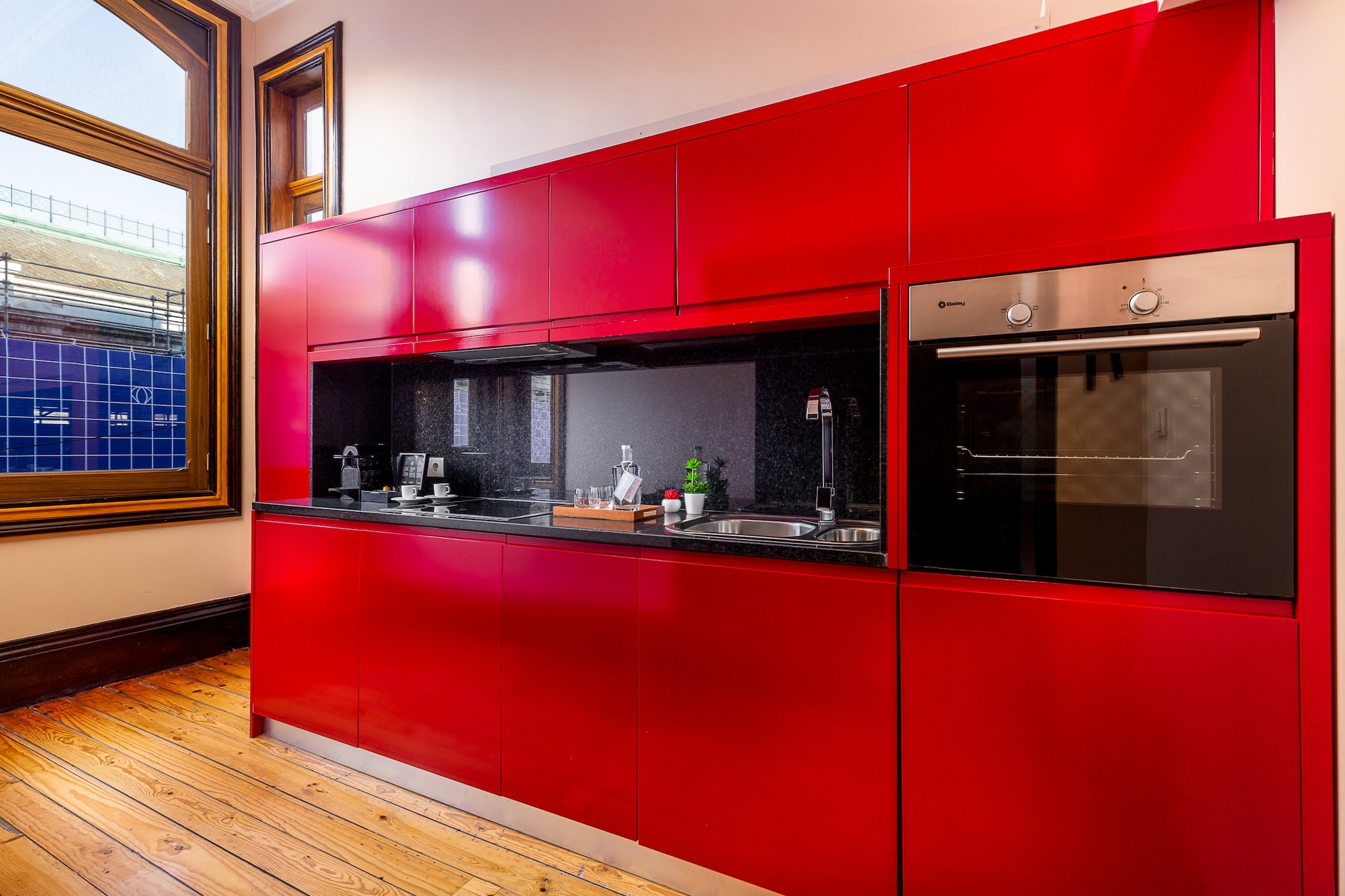 Spacious Modern Apartment in Porto