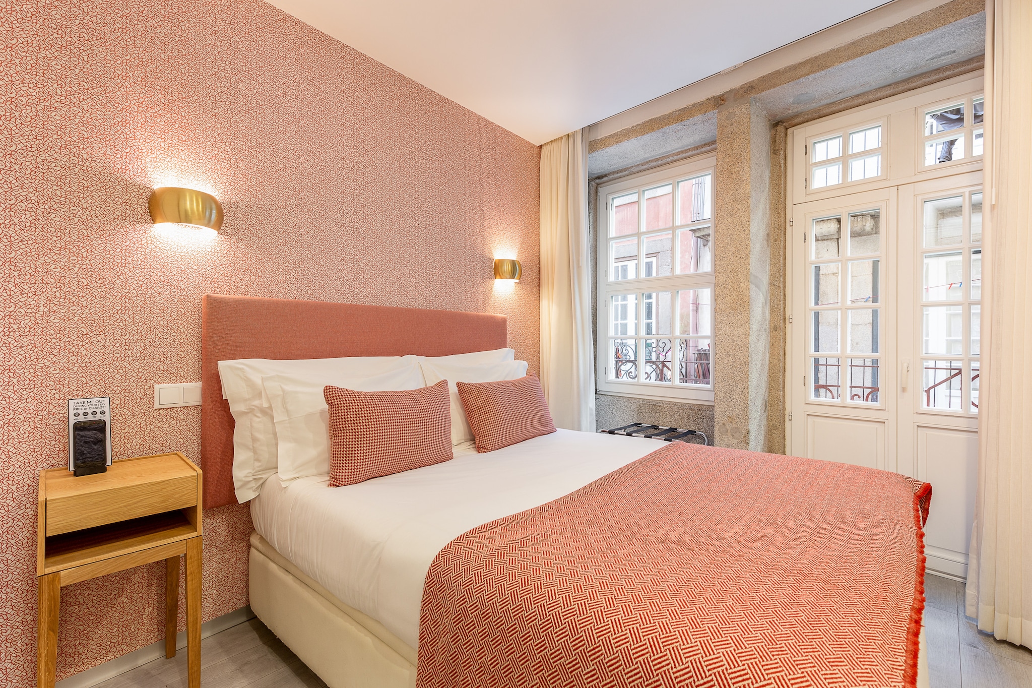 Charming riverview apartment in Porto