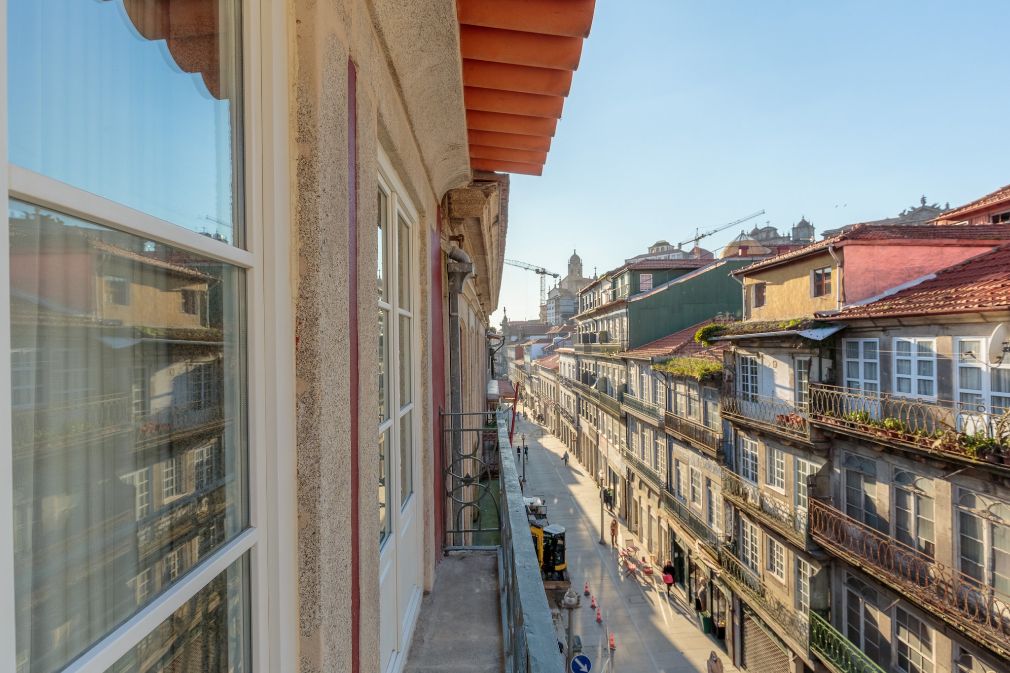 Apartment in Porto with balcony