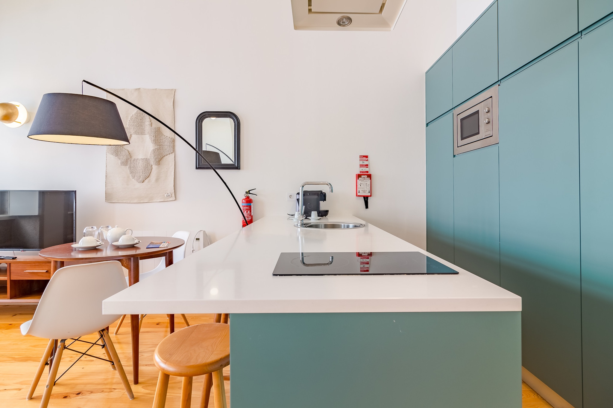 Stylish Porto studio with city views