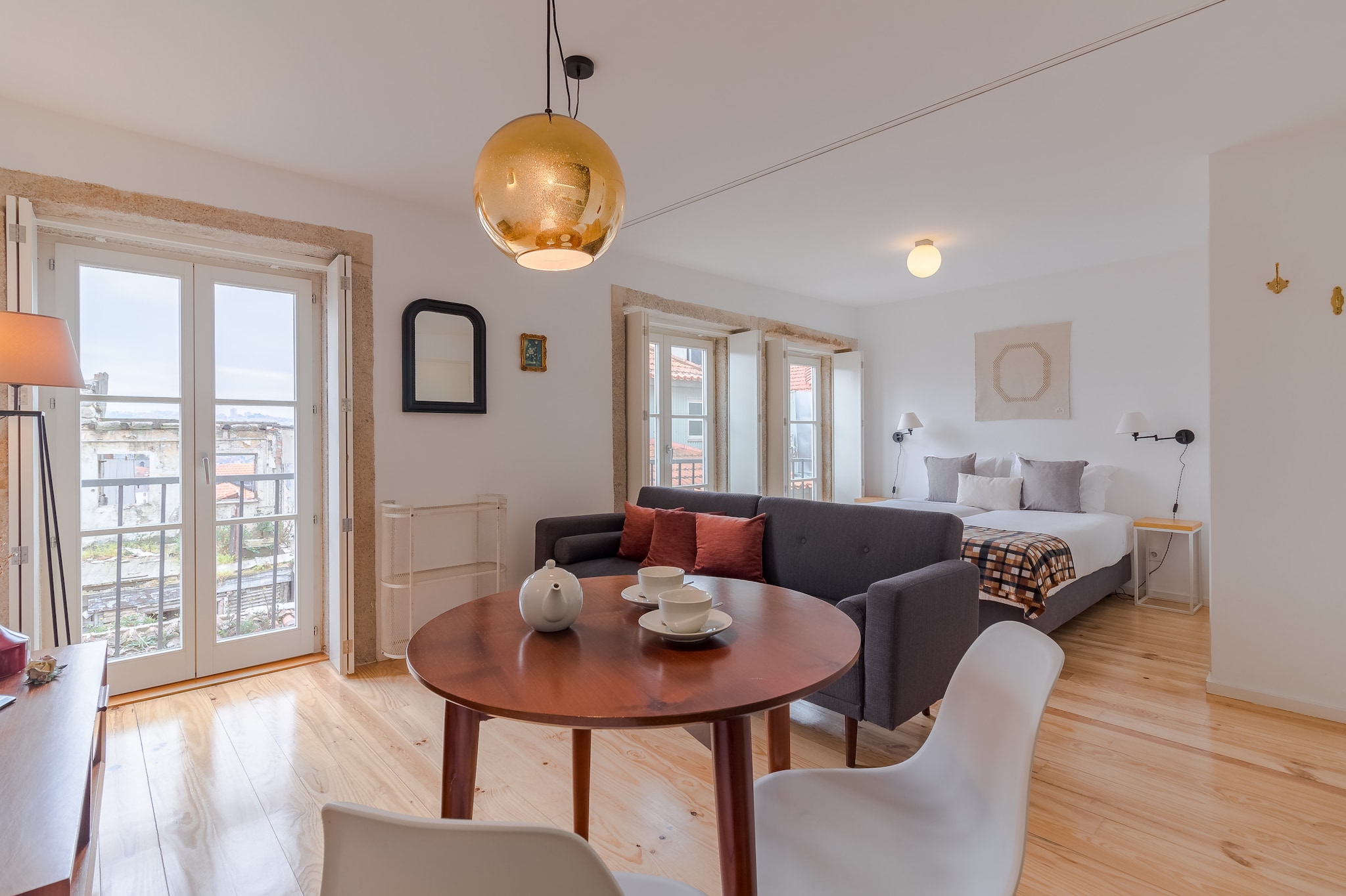 Charming studio, ideal for smaller groups