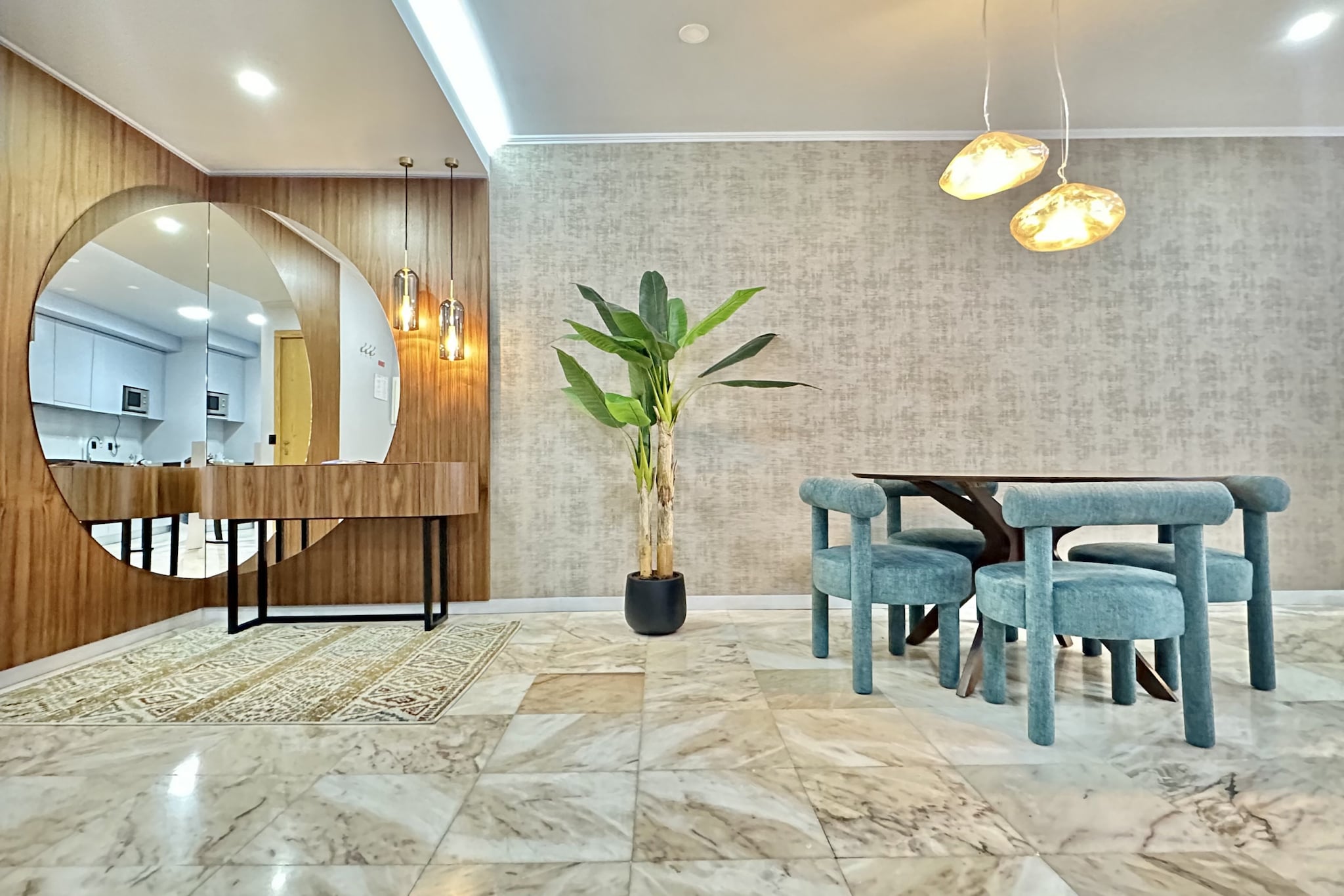 This modern studio in Porto offers a comfortable stay for up to 2 guests, featuring a spacious 60 m² layout. The stylishly furnished accommodation includes essential amenities such as air conditioning, Wi-Fi, and a TV with multiple language channels. The well-equipped independent kitchen has everything needed for meal preparation, including a fridge, microwave, washing machine, dryer, coffee maker, and utensils. Additional amenities include a hairdryer, iron, and a lift for added convenience.
Located in a prime area of Porto, the studio is just a short walk from popular attractions and transportation options. The metro station “Bolhão†is just 5 meters away, making it easy to explore the city. The nearby supermarket “Pingo Doce†is only 130 meters from the studio, and the famous São Bento train station is 750 meters away. The scenic Ribeira district and the beach are also within easy reach, with the beach located just 7 km away and the airport 17 km away.
With its central location and easy access to public transport, this studio is perfect for those seeking a convenient and well-connected base to explore Porto. Whether you're visiting for business or leisure, the accommodation offers both comfort and accessibility.