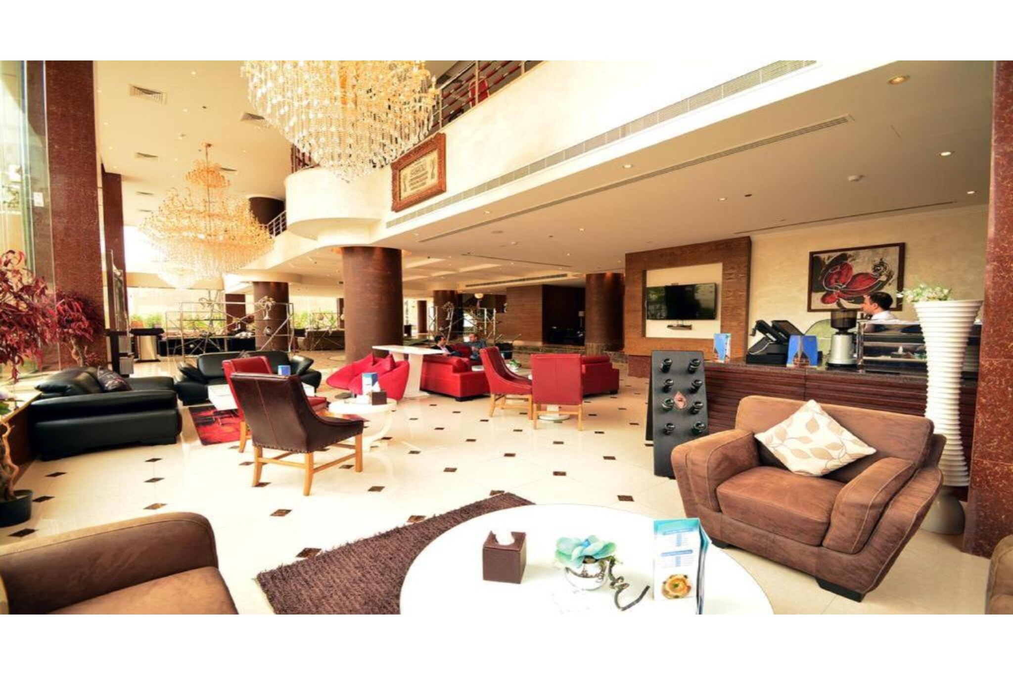 Modern & King Stay in Sunday Millennia