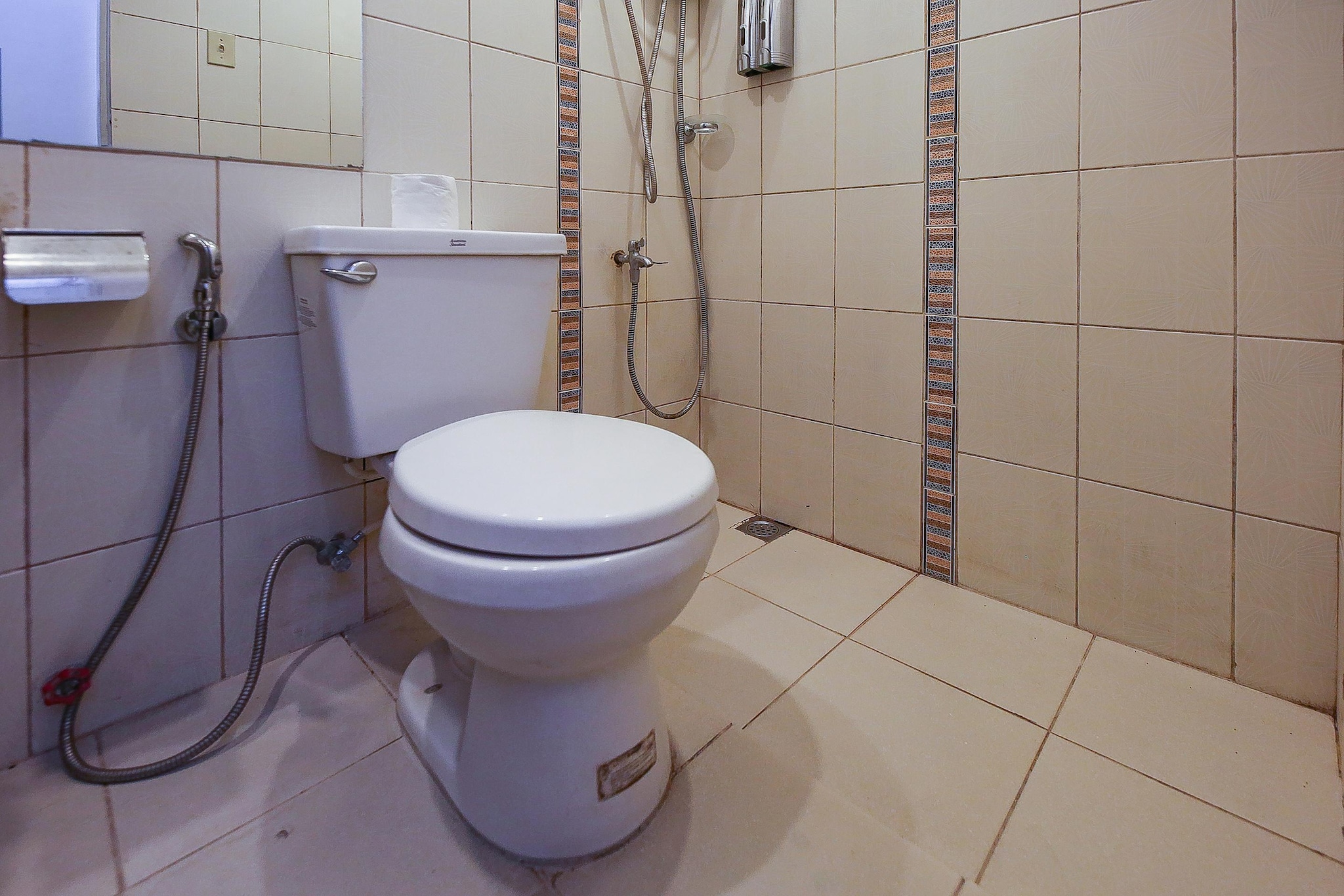 Cozy DBL Hideaway at Trendy Junction Hostel,Manila