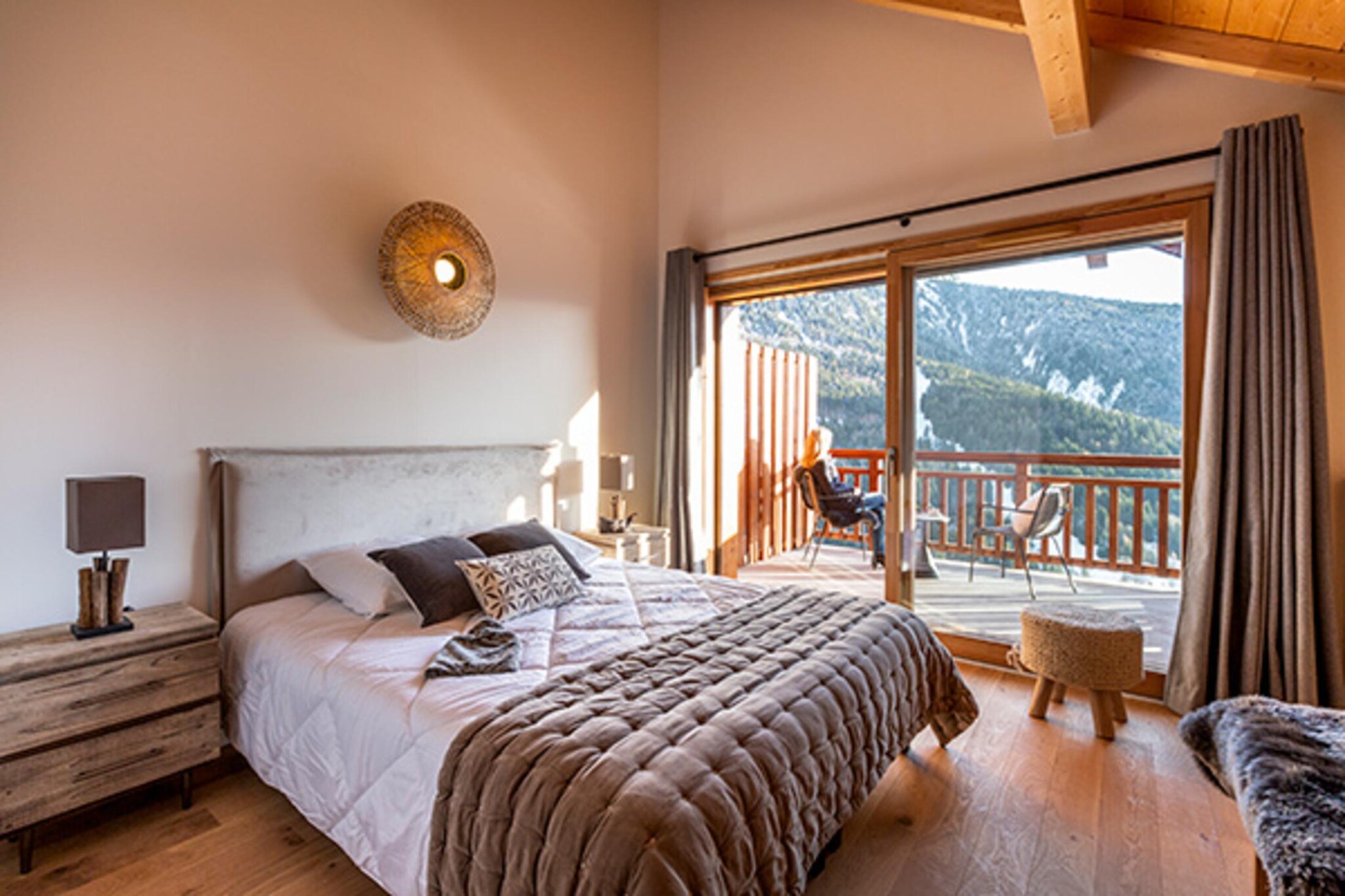 VAUJANY Le Saphir-A26S