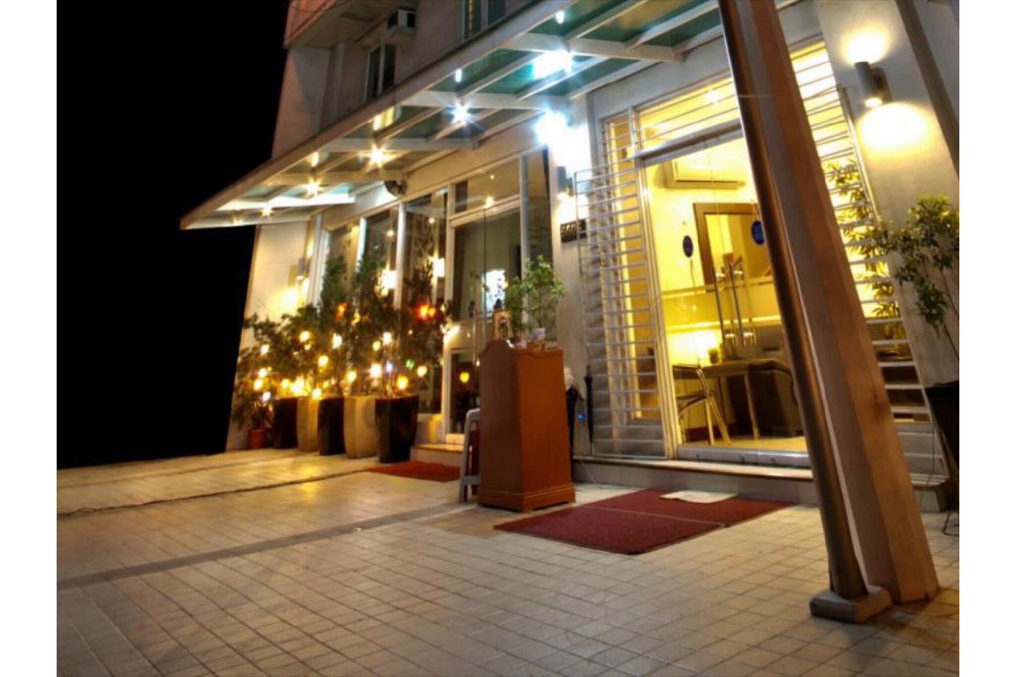 Romantic Double Nook in Avitel Townhouse