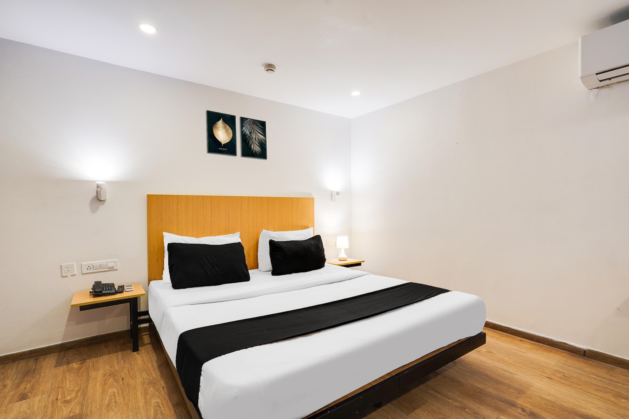 Super Townhouse Oak Indiranagar