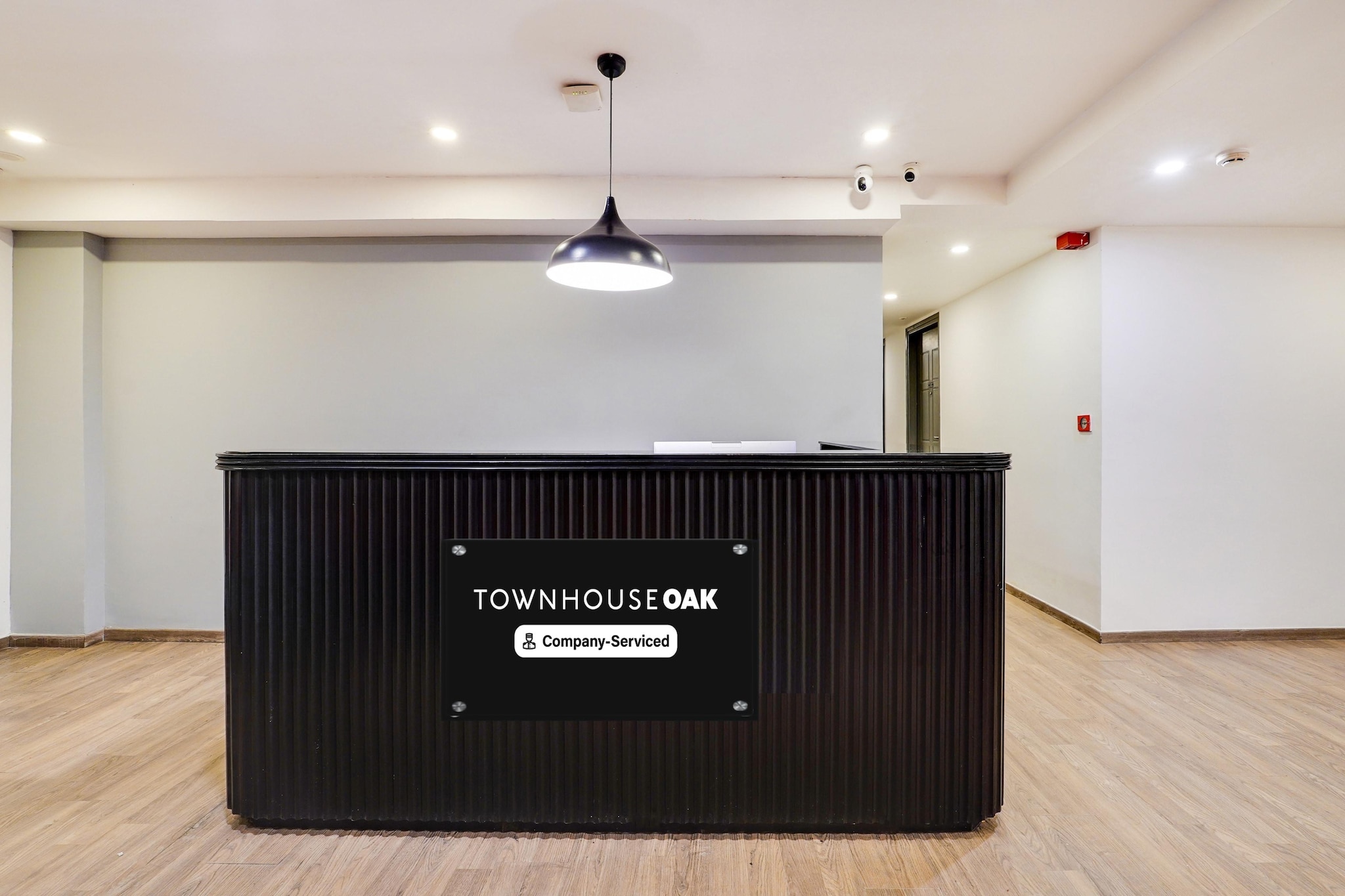 Premium Stays at Oak Indranagar is set in Bangalore, 4.6 km from Brigade Road and 5.1 km from The Heritage Centre & Aerospace Museum. Among the facilities at this property are a shared lounge and room service, along with free WiFi throughout the property. The hotel features family rooms.
At the hotel all rooms come with air conditioning, a seating area, a flat-screen TV with satellite channels, a safety deposit box and a private bathroom with a shower. The units feature a desk.
With staff speaking English and Hindi, around-the-clock information is available at the reception.
Commercial Street is 5.9 km from Premium Stays at Oak Indranagar, while Forum Mall, Koramangala is 6.5 km away. Kempegowda International Airport is 33 km from the property.
Unmarried couples are warmly welcome at this property.
Guests with local ID proof are warmly welcome.
Early Check-In Policy: A full day’s room rate will be charged for check-ins before 6:00 AM. Complimentary early check-in is available between 6:00 AM and 10:00 AM, subject to room availability.
Check-in is only available to guests aged 18 and above. Please provide a government-issued ID to confirm your age.
