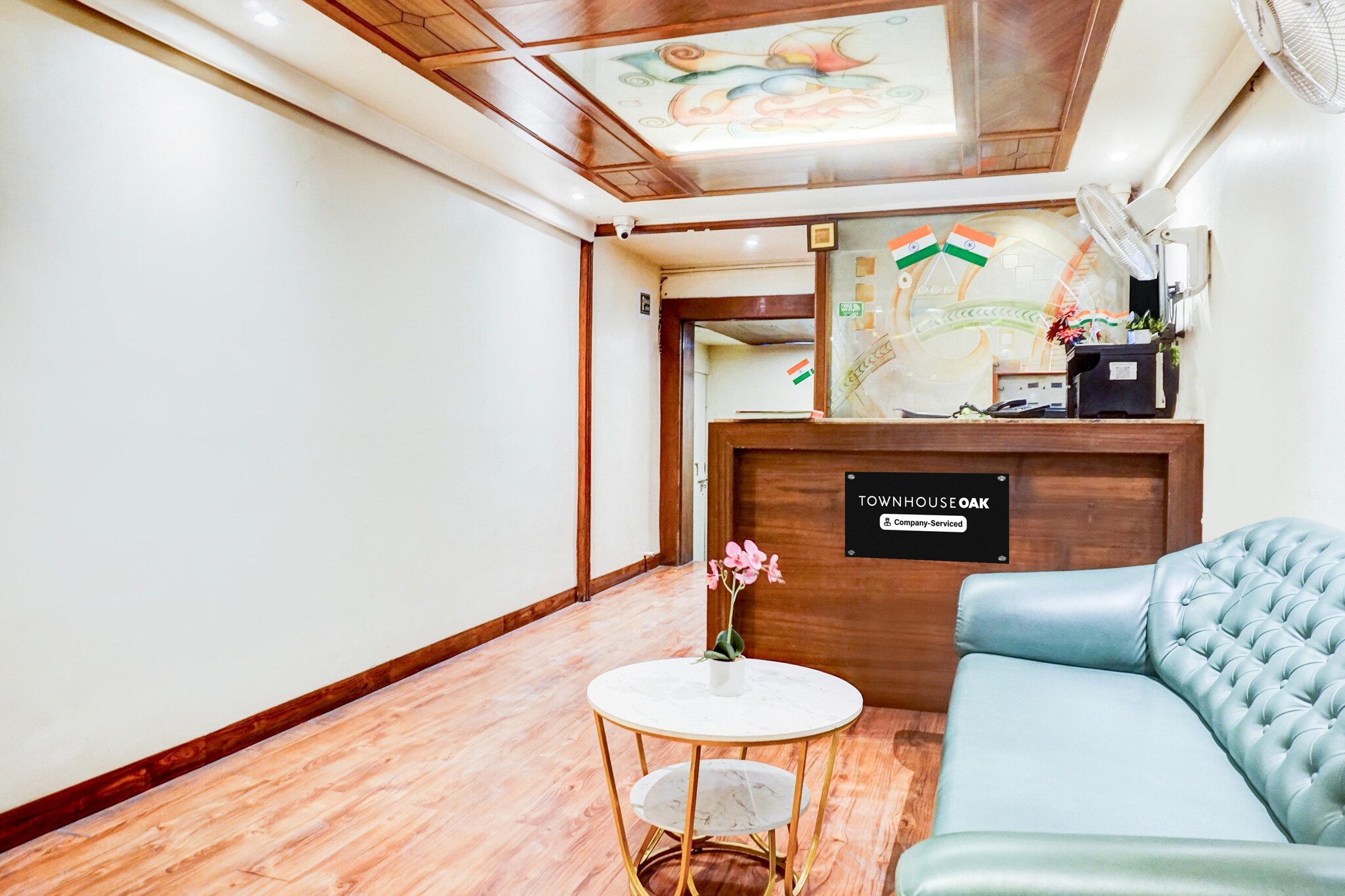Ground floor: (bedroom(double bed, TV, seating area, air conditioning, lift, telephone, Floor mattress), bathroom, bathtub or shower, shower, toilet, hairdryer, Towels for a fee, shampoo, hot water)