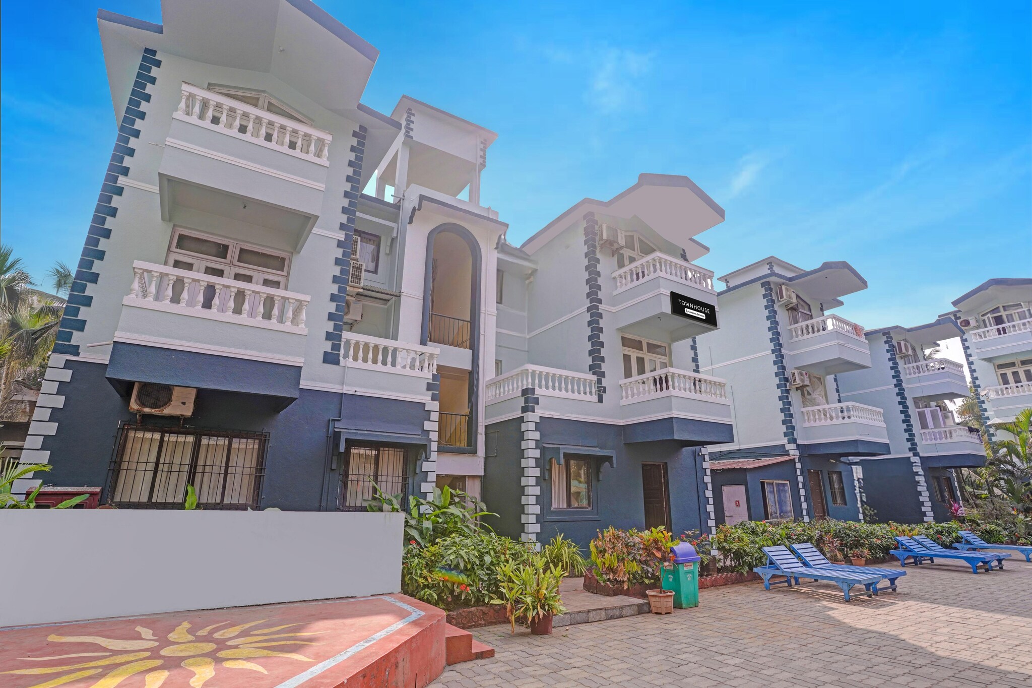 Luxury stays with Pool Near Calangute Beach