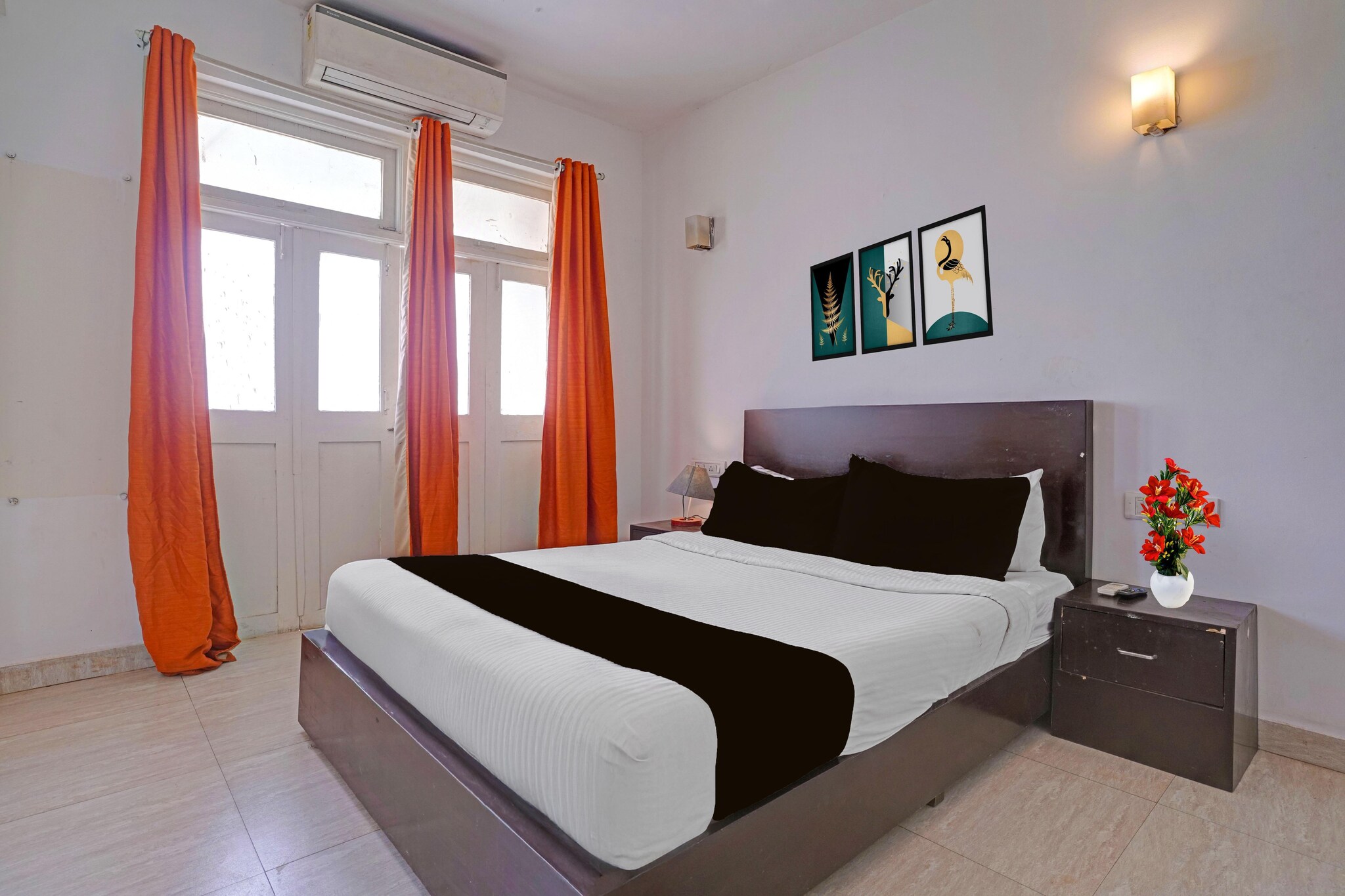 Luxury stays with Pool Near Calangute Beach