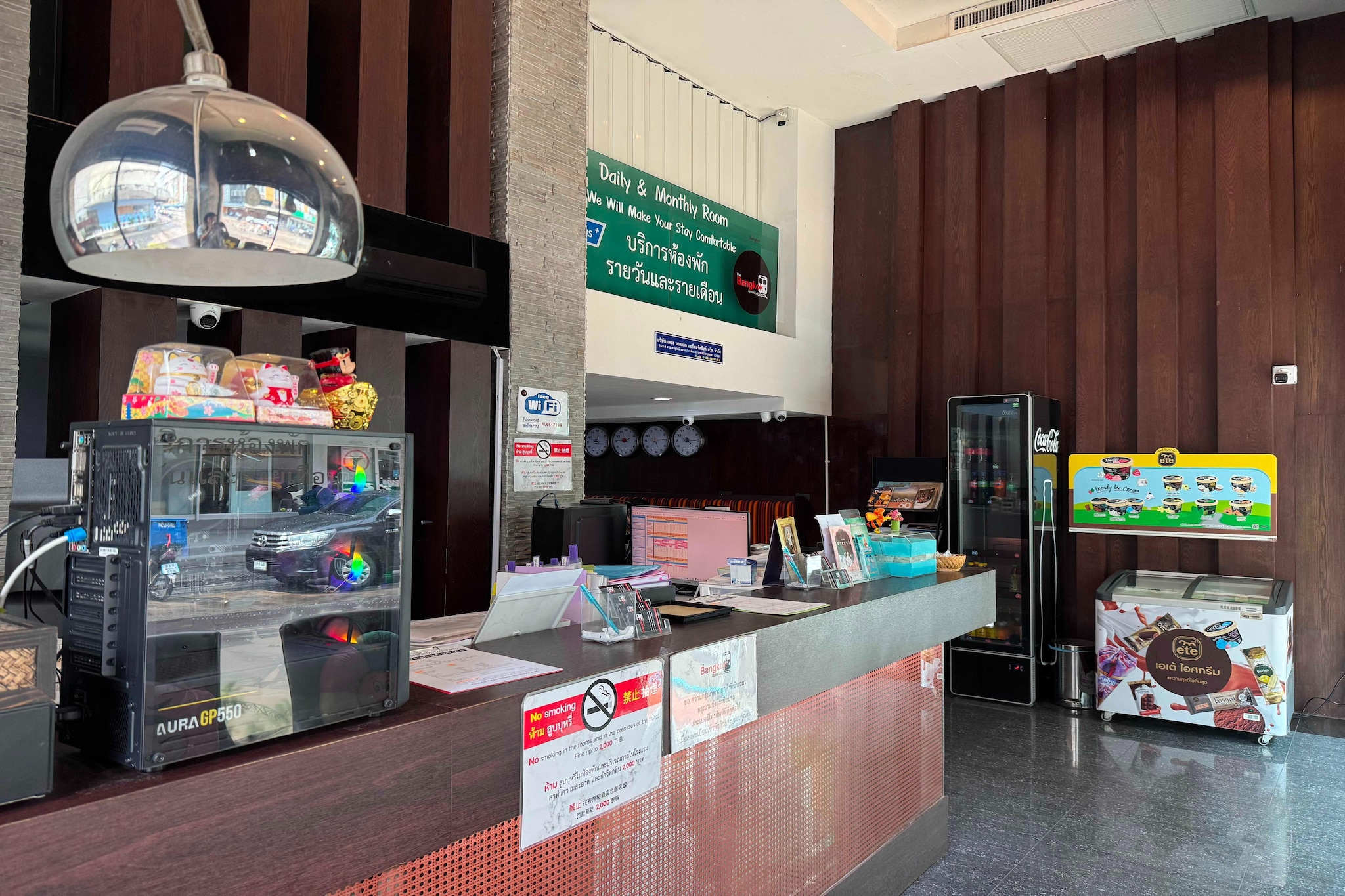 Experience elevated comfort at Deluxe City Stay | Near Airport Link & Transport with air-conditioning, a work desk, minibar, TV, and a private bathroom stocked with free toiletries. Ideal for travelers seeking convenience and relaxation near Airport Rail Link. Enjoy free WiFi, daily American breakfast, and Thai meals with vegan options at the on-site restaurant. Guests also benefit from 24-hour front desk service, city views, and complimentary parking.
Guest access
📶 Free WiFi available in all areas
🅿️ Free public parking nearby (reservation needed)
Family rooms for group or family stays
🚭 Non-smoking rooms for a clean atmosphere
🍽️ Restaurant on-site serving local cuisine
🕒 24-hour front desk for round-the-clock assistance
🛎️ Room service available for added convenience
❄️ Air conditioning in all guest rooms
🛗 Elevator for easy access to upper floors
📺 Flat-screen TV with cable channels
🛁 Private bathroom with shower, towels, toiletries & toilet paper
🛏️ Bedroom comforts include linen, wardrobe & clothes rack
🔌 In-room amenities: socket near the bed, minibar, work desk
🚨 Safety features: smoke alarms, fire extinguishers, security alarms, CCTV in common areas
🔐 Secure entry with key card & 24-hour security
👶 Child-friendly: safety socket covers for little ones
🌬️ Designated smoking area available
Other things to note
🕑 Check-in: From 2:00 PM
🆔 Guests must show photo ID & credit card at check-in
⏰ Please inform the property in advance about your arrival time
🕛 Check-out: Until 12:00 PM
❌ Cancellation & Prepayment: Policies vary by accommodation. Check your booking details for info
👶 Children:
All ages are welcome
Children 7 and above charged as adults
To see correct prices, add children’s ages to your booking
🛏️ Extra Beds:
Available on request
Cost: THB 300 per person, per night
Cribs and extra beds not available
🔞 Age Restriction: Minimum check-in age is 18 years
🐾 Pets: Not allowed