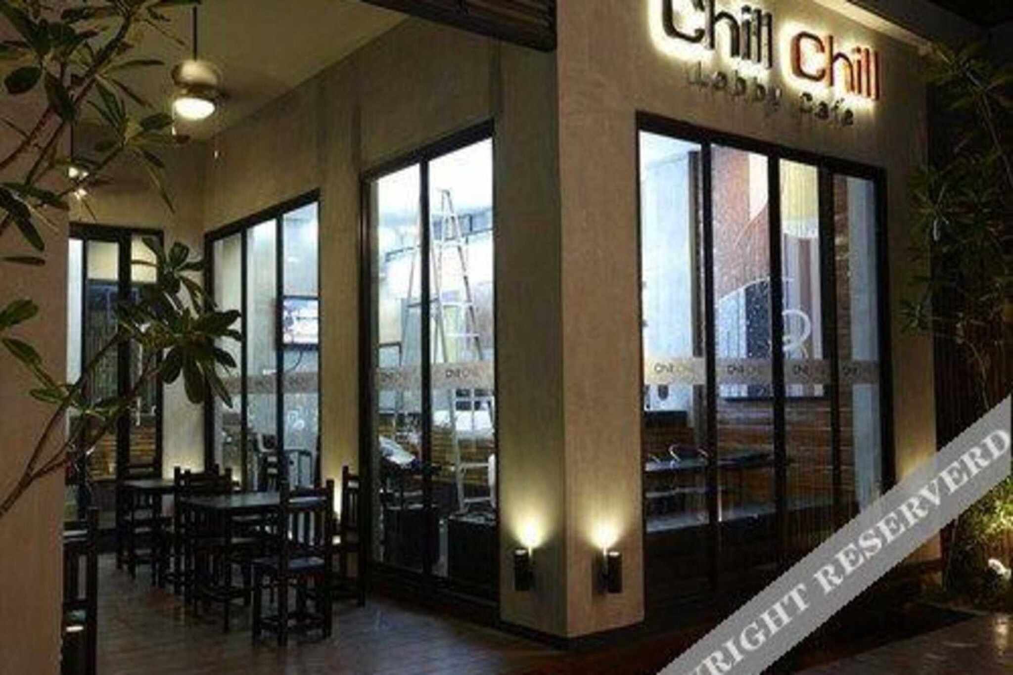 Stylish Deluxe DBL | Peaceful Bangkok Escape

Unwind in this cozy deluxe double room at The Bangkok Cha Cha Suite, thoughtfully designed for a serene and relaxing stay. Featuring air-conditioning, a private bathroom, free WiFi, a mini-bar, work desk, and TV, it's perfect for solo travelers or couples seeking stylish comfort.

🍽️ On-Site Dining & Services
Start your day with a hearty buffet or American breakfast served with fresh juice and warm dishes at the on-site restaurant. Enjoy added conveniences like 24-hour reception, daily housekeeping, luggage storage, and room service.

📍 Well-Connected Location
Situated just 14 mi from Don Mueang International Airport, you're minutes away from top shopping spots like Central Festival EastVille (1.9 mi), Central Plaza Ladprao (5 mi), and the vibrant Chatuchak Weekend Market (5.6 mi).

Rated highly for its clean, quiet atmosphere and friendly service, this peaceful escape in Bangkok ensures a memorable and restful city stay.
Guest access
Guests will enjoy full access to a wide range of thoughtful amenities designed for comfort, convenience, and peace of mind: