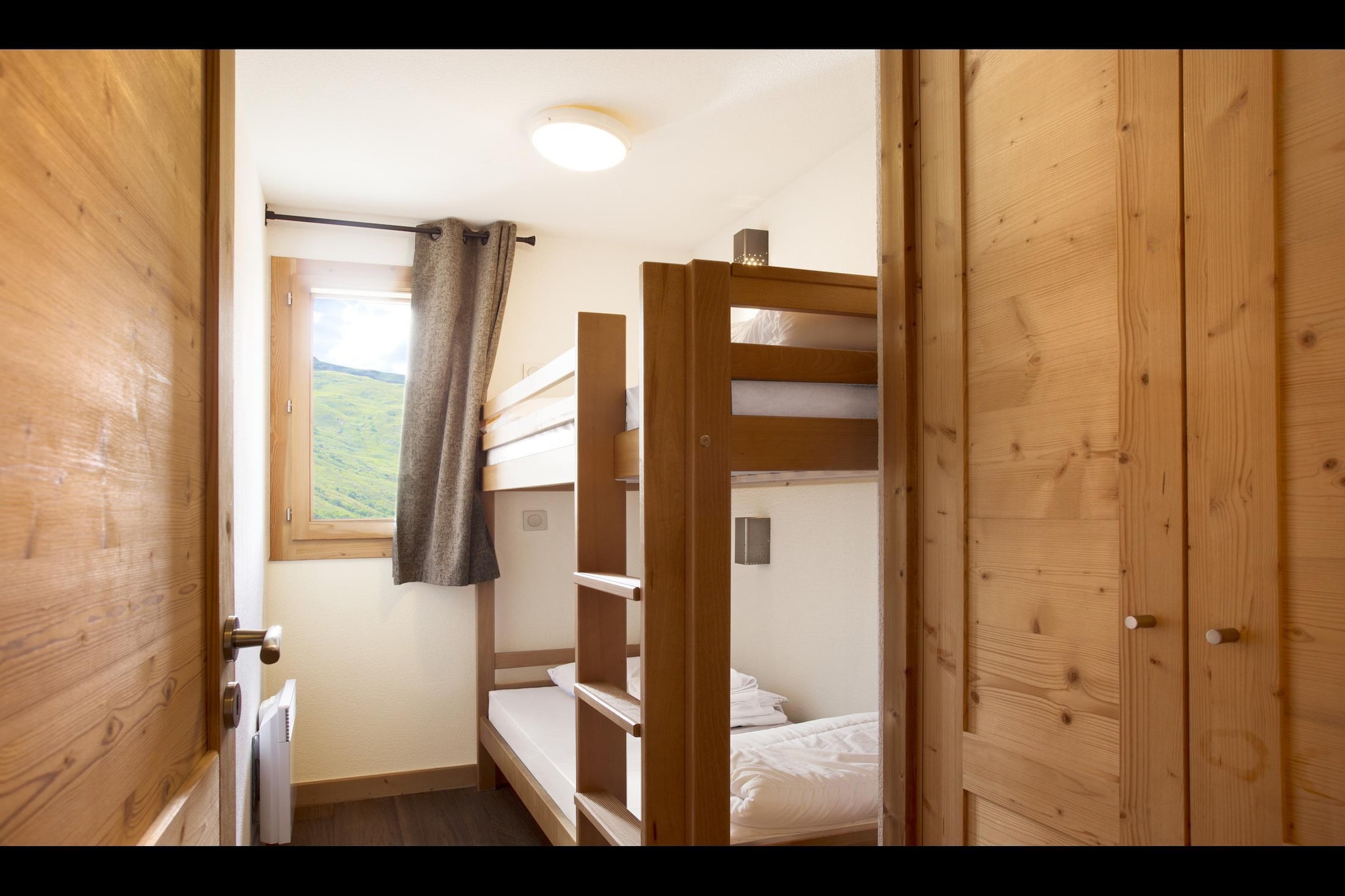LES MENUIRES_S8V-Slaapkamer