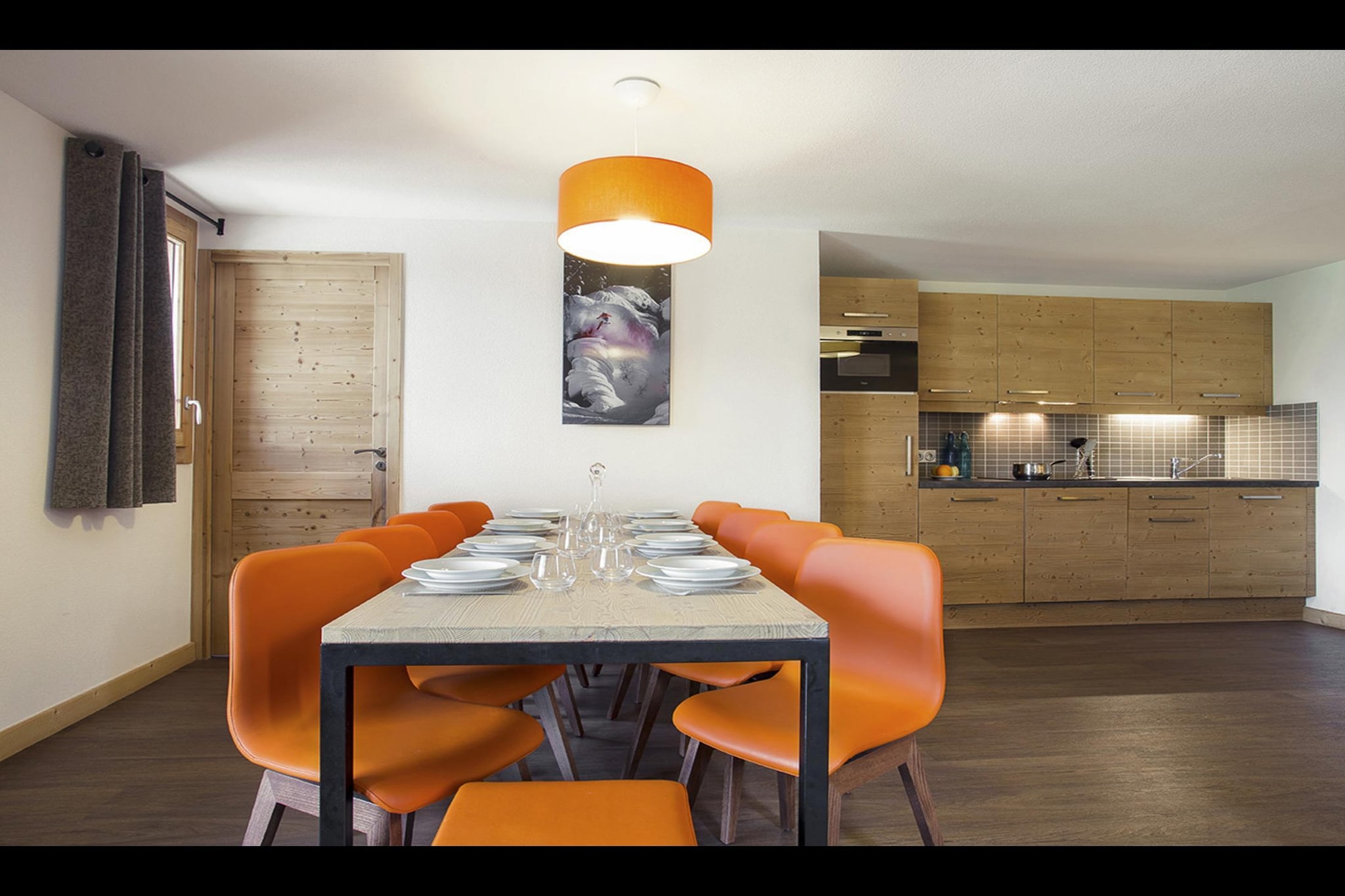 LES MENUIRES_S8LV-Eetkamer