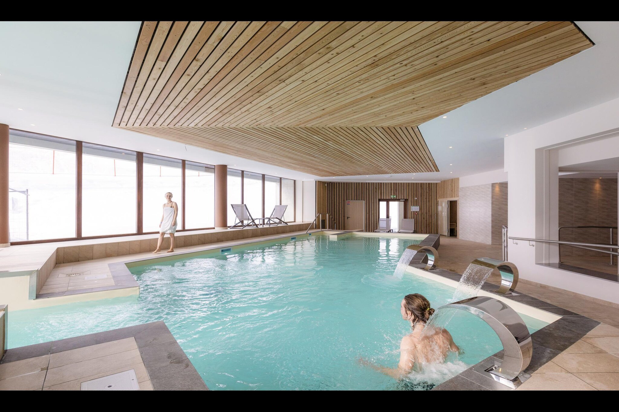 poolofhouse