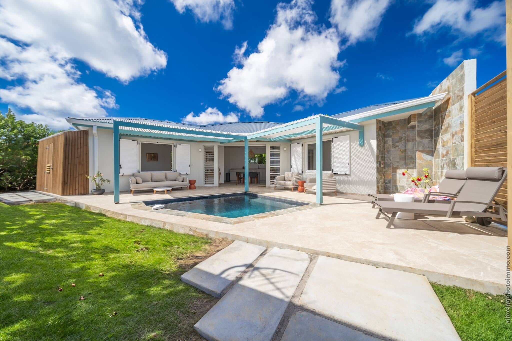 Villa de Charme: Piscine, Plage à 5 min-Buitenkant zomer