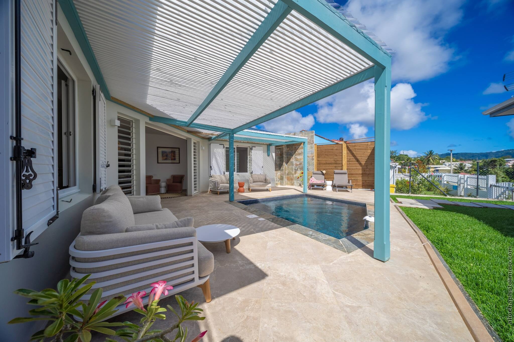 Villa de Charme: Piscine, Plage à 5 min-Terrasbalkon