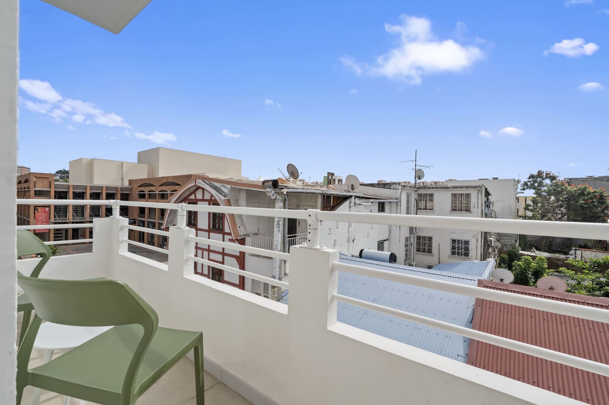 Studios Tropical et Chic-Terrasbalkon