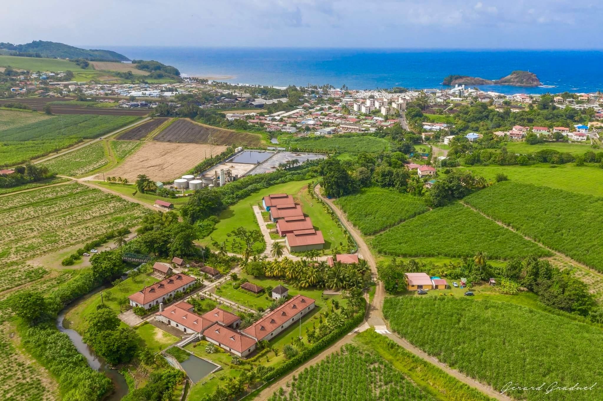 Bungalow avec piscine au cœur de la campagne Vert-Gebiete Sommer 5 km