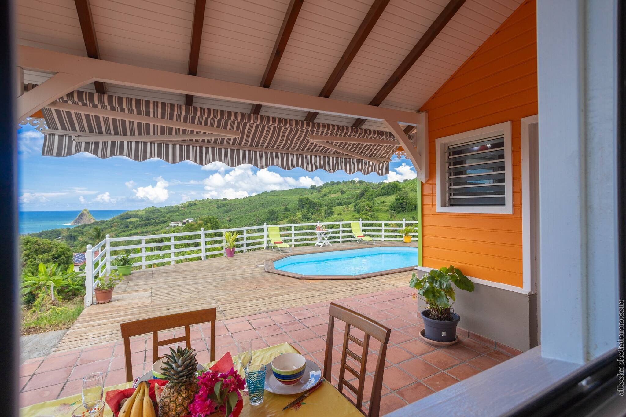 Bungalow avec piscine au cœur de la Campagne Oge-Terrassenbalkon