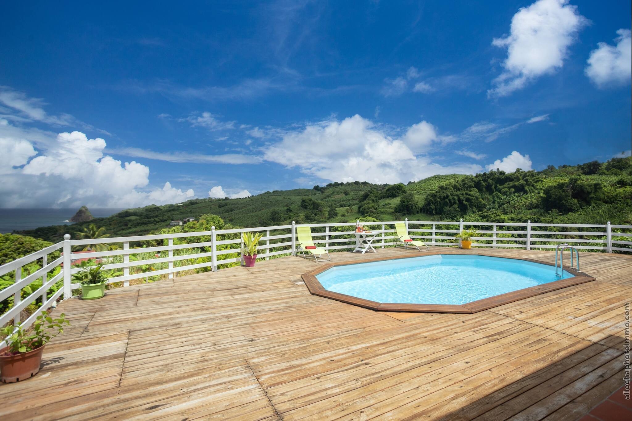 Bungalow avec piscine au cœur de la Campagne Oge-Schwimmbad