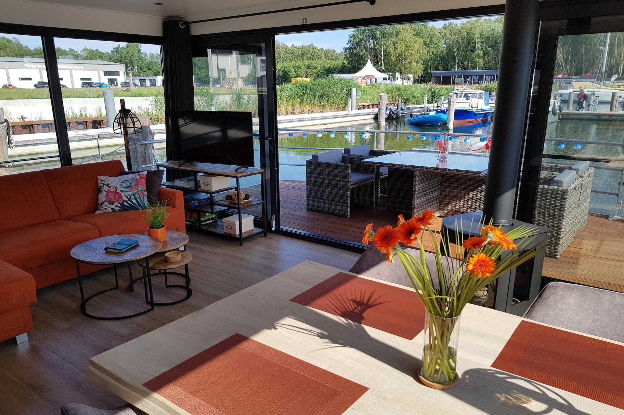 Hausboot in Peenemünde - Living room