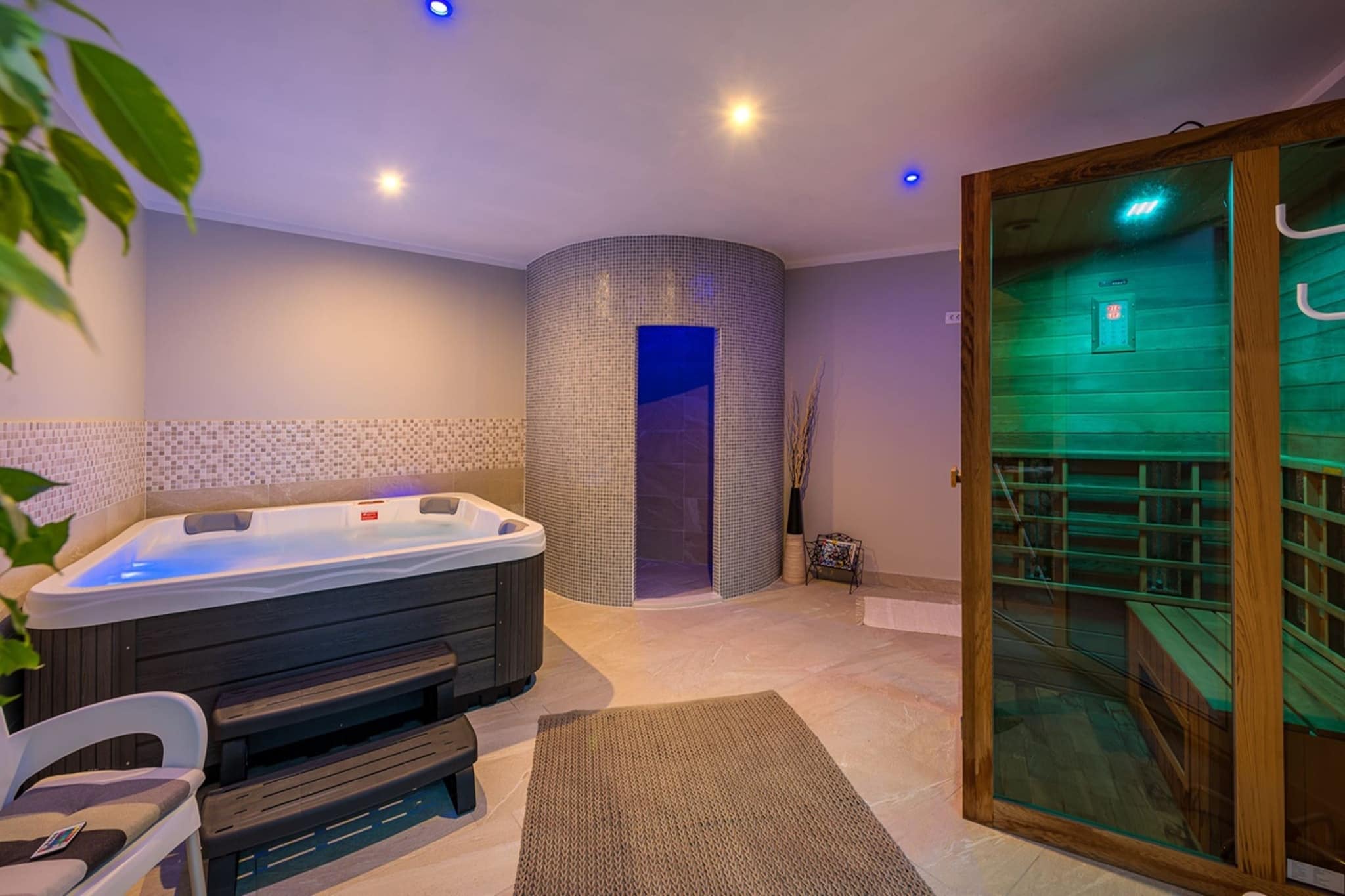 Lara 7 - Shared Pool, Sauna, Jacuzzi-Badkamer