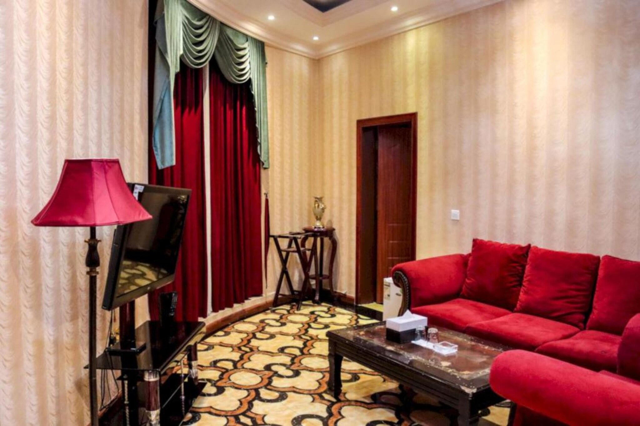 Hotel in Dubai near Union Square Metro