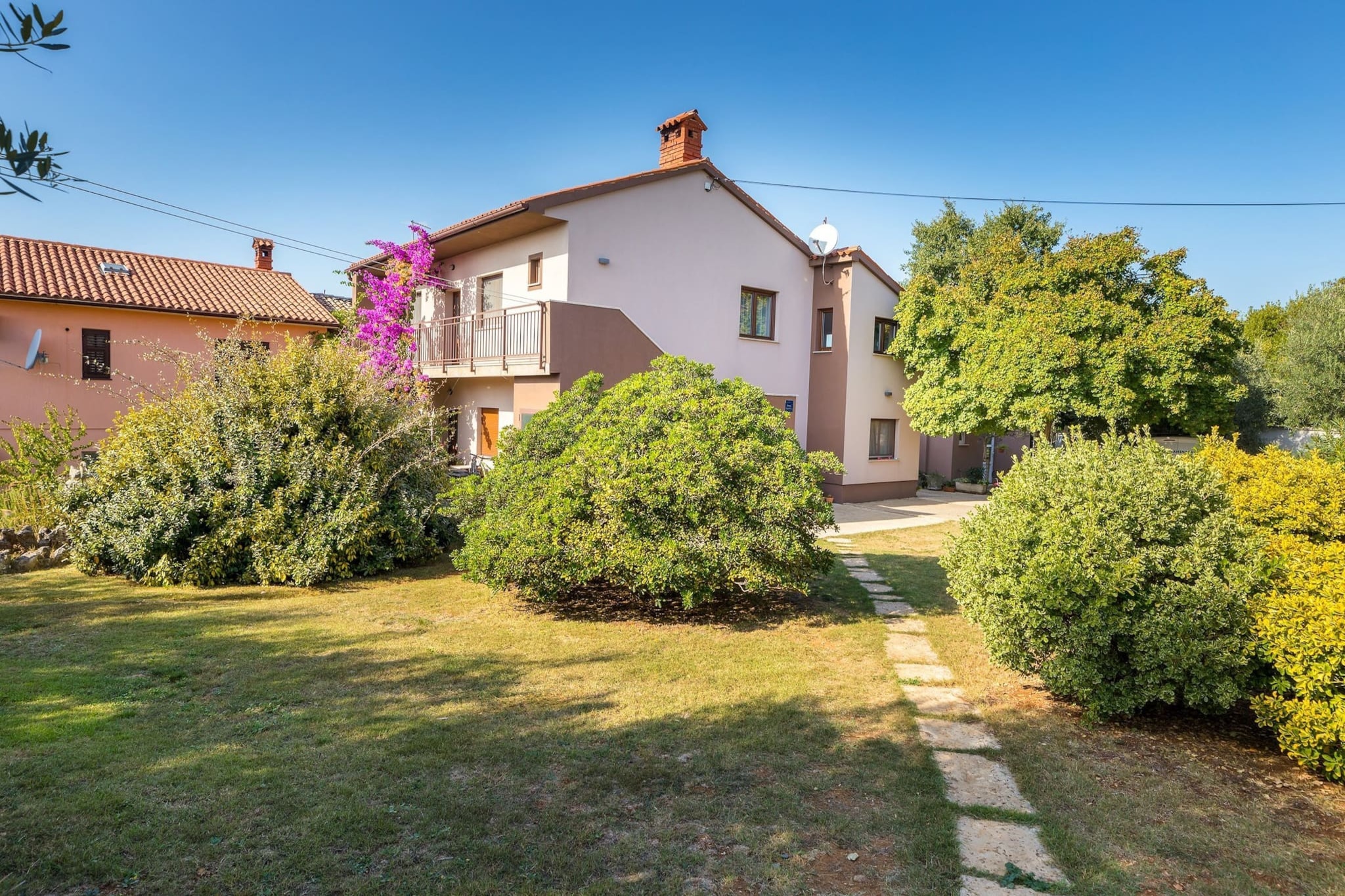 Villa in Pula near Roman Amphitheater